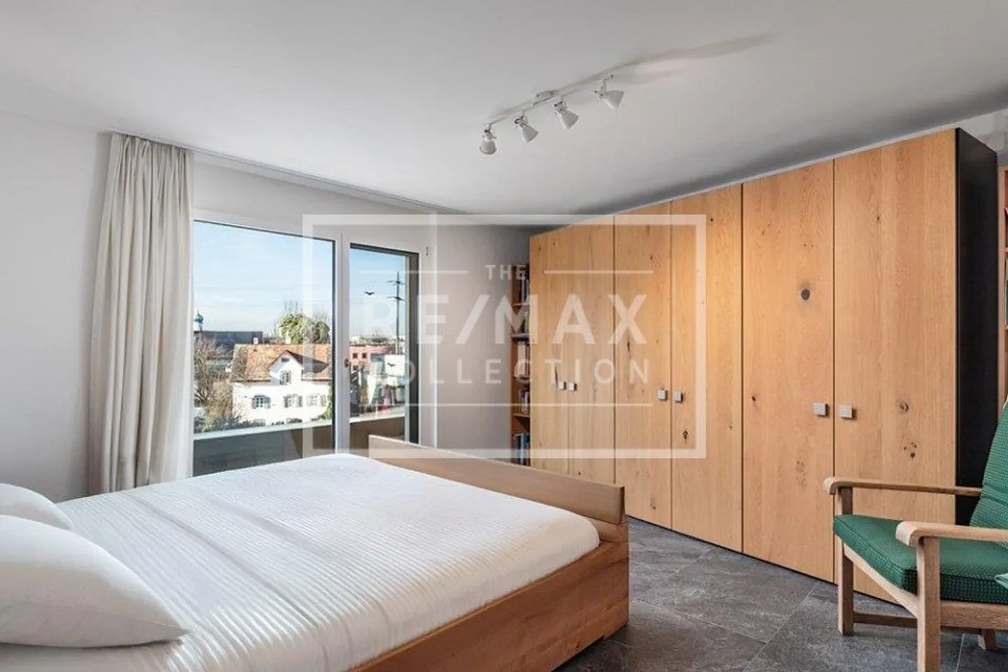 Modernes Apartment mit grosser Terrasse - Foto 8 von 13