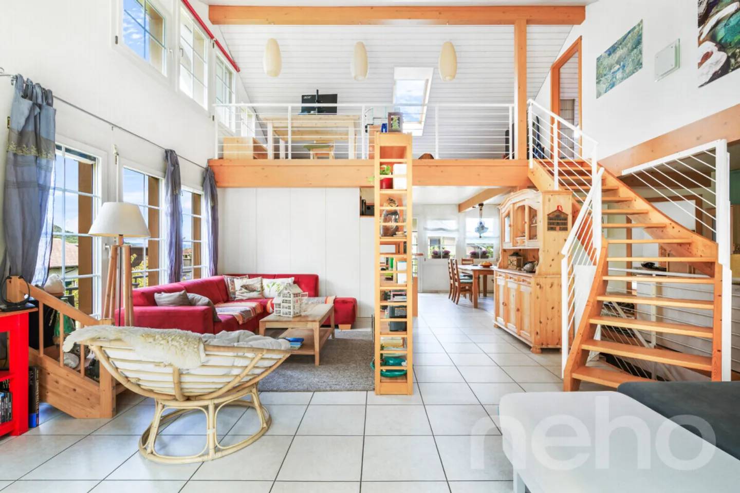 Maison lumineuse avec galerie, poêle suédois et idylle de jardin - Photo 1 sur 12