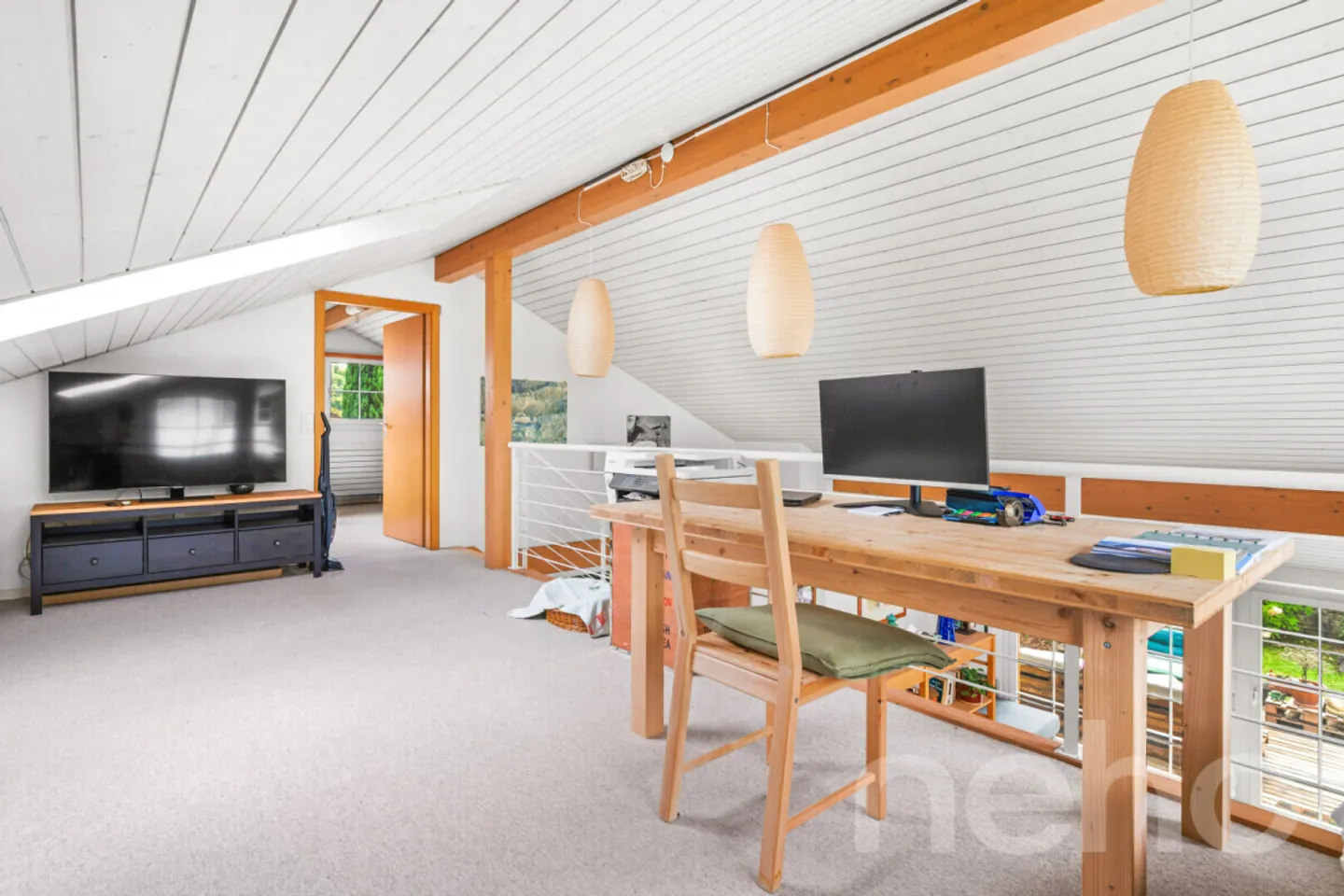 Maison lumineuse avec galerie, poêle suédois et idylle de jardin - Photo 2 sur 12