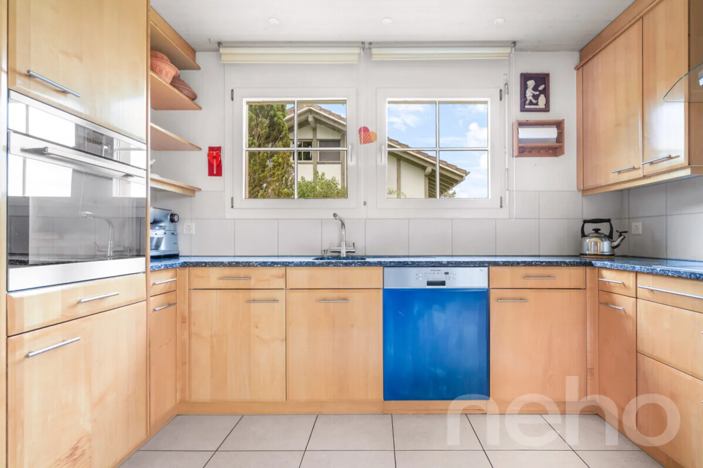 Maison lumineuse avec galerie, poêle suédois et idylle de jardin - Photo 7 sur 12