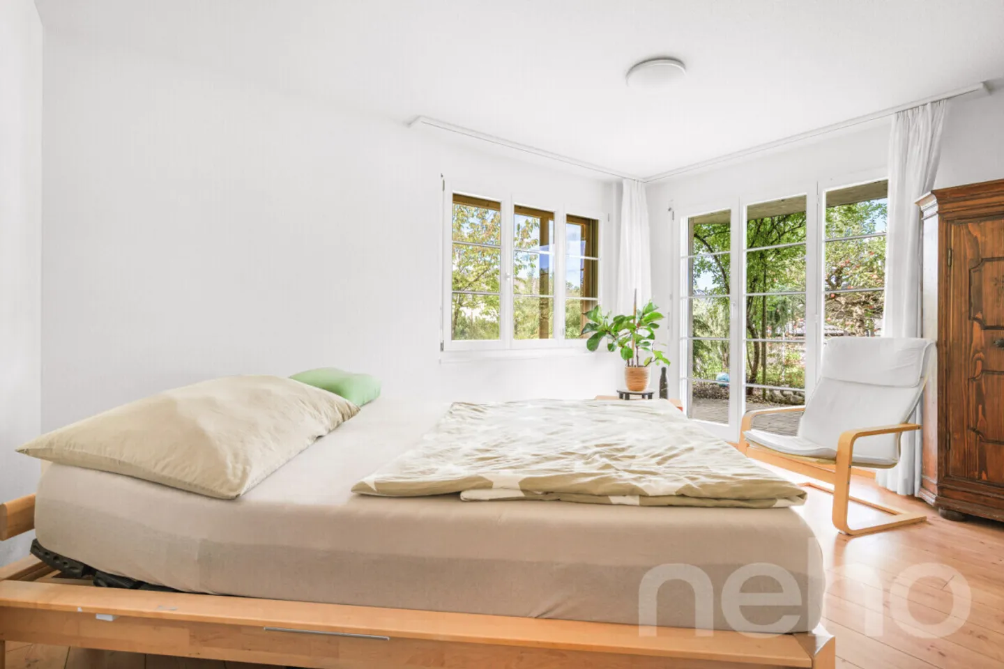 Maison lumineuse avec galerie, poêle suédois et idylle de jardin - Photo 9 sur 12