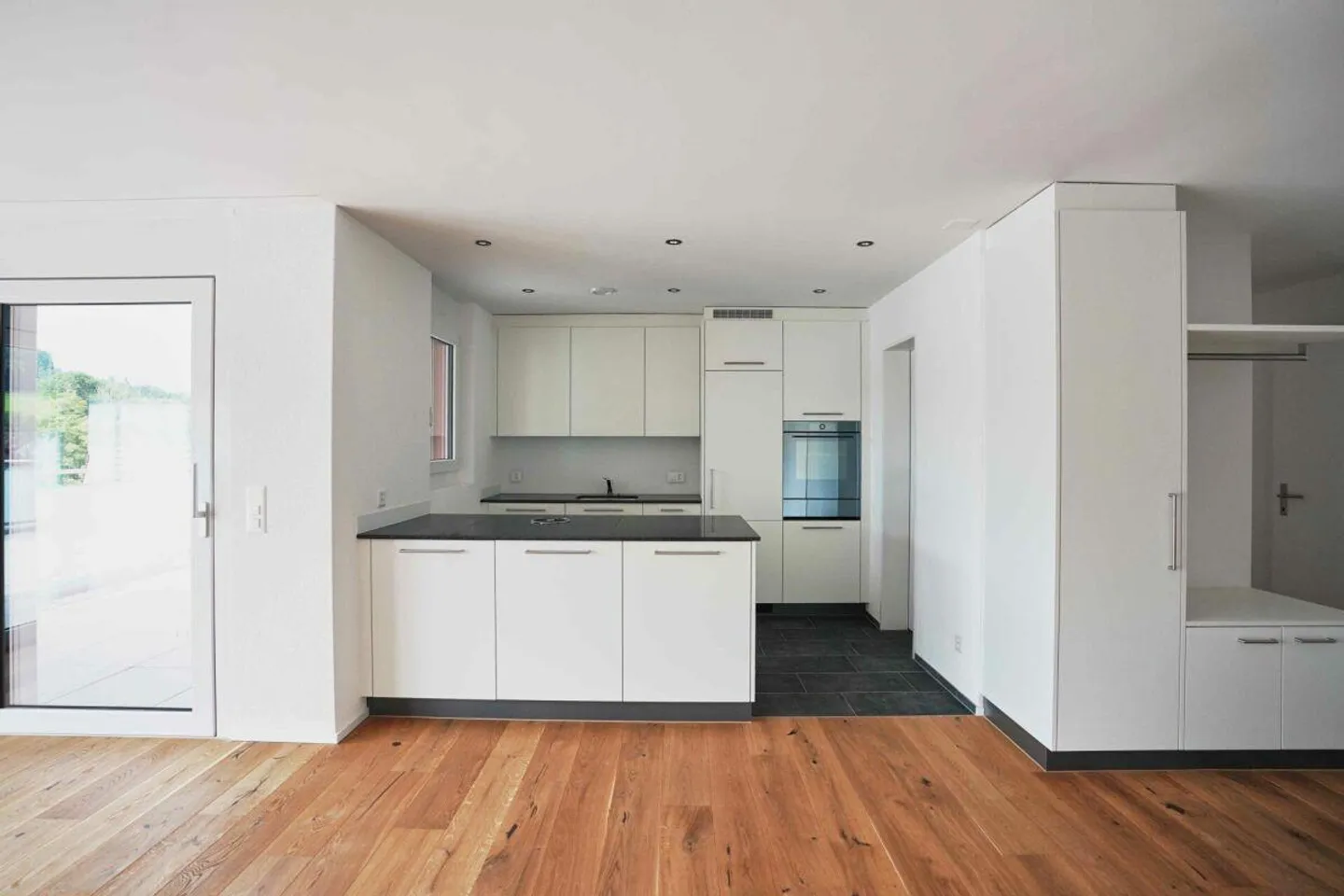 Modern Attic with Large Terrace and View - Photo 2 of 15