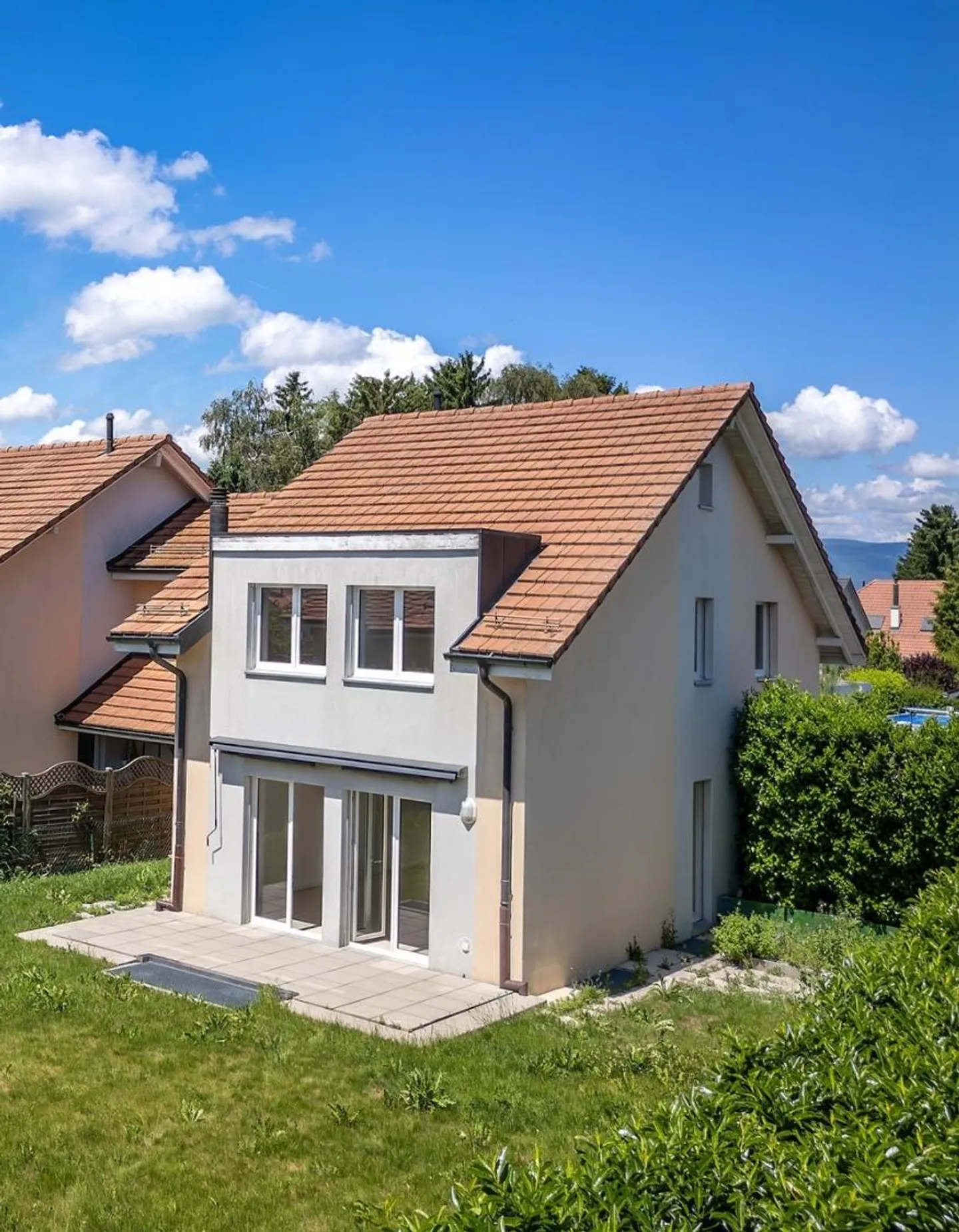 Reihenfamilienhaus in Ruhiger Lage - Foto 1 von 12