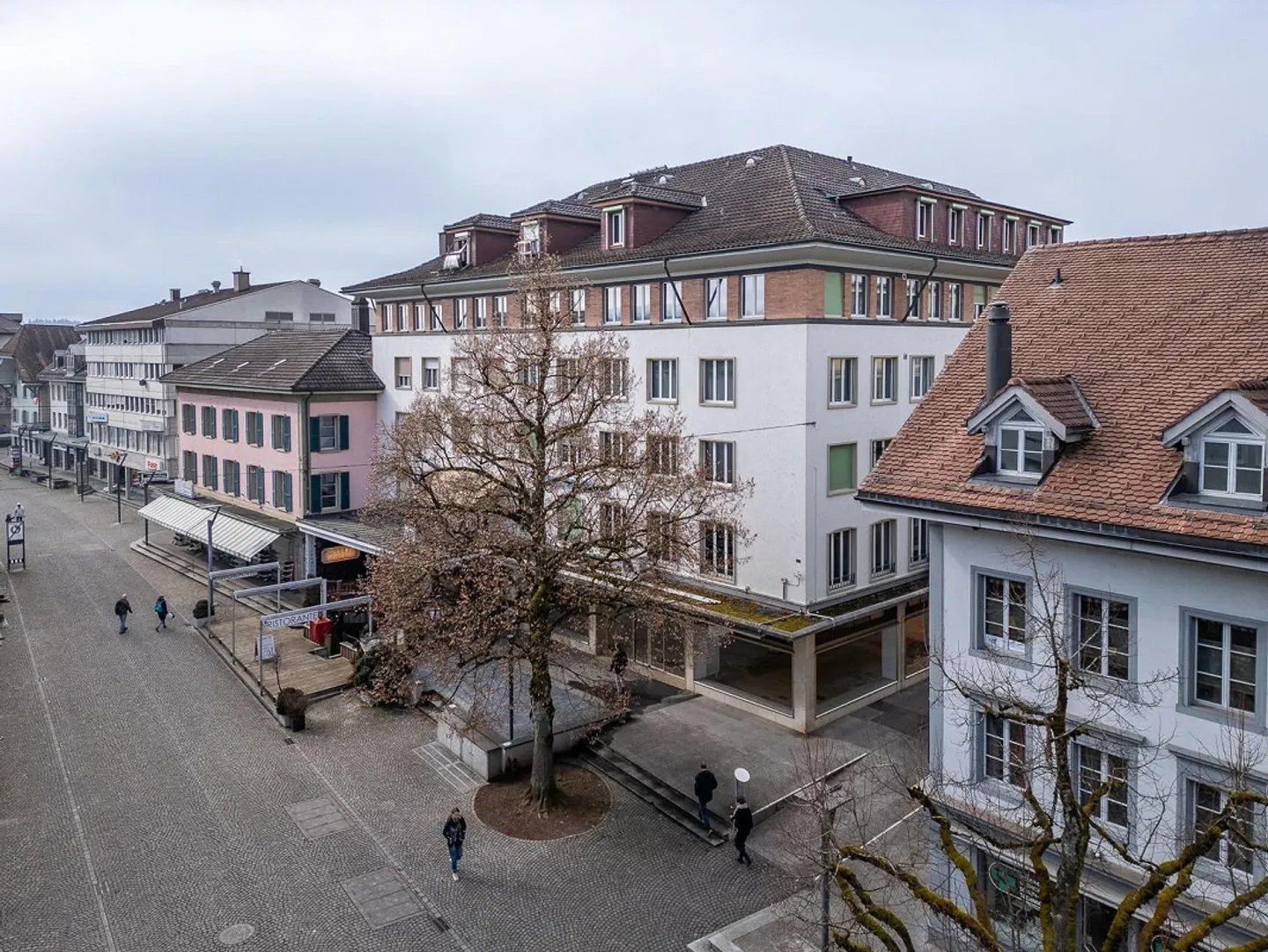 Il tuo nuovo spazio commerciale nel mezzo della strada del mercato - Foto 12 di 13