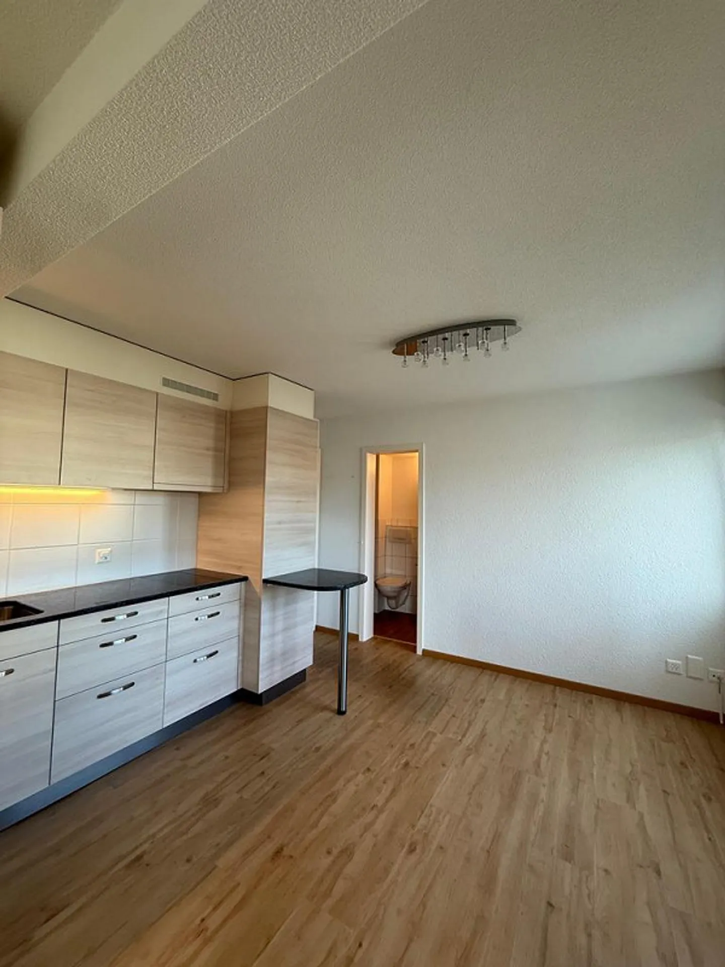 Helle 1.5-Zimmerwohnung - Foto 3 von 8
