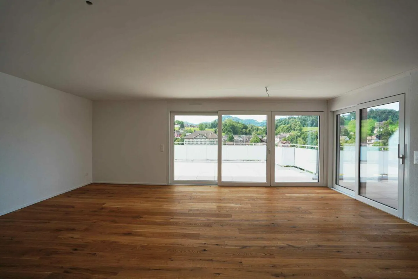 Modern Attic with Large Terrace and View - Photo 5 of 15