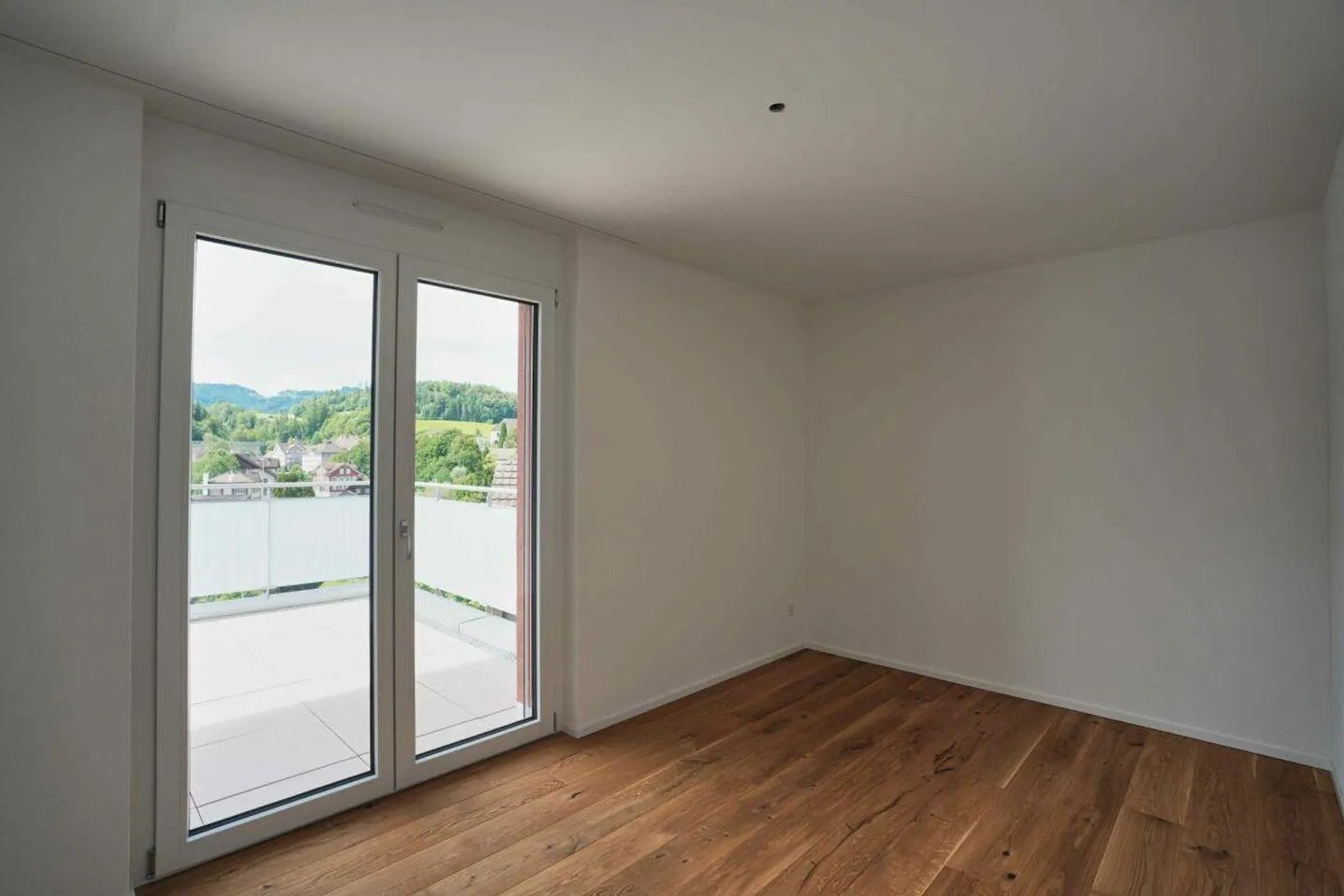 Modern Attic with Large Terrace and View - Photo 8 of 15