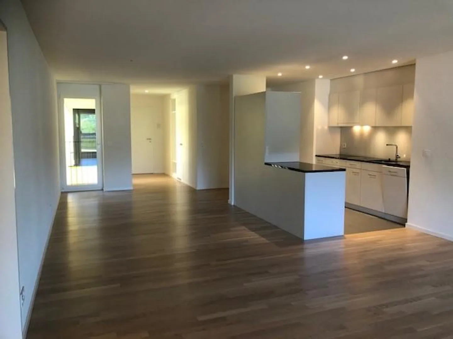 schöne 2.5 Zimmer-Wohnung, an zentraler Lage - Photo 1 sur 11
