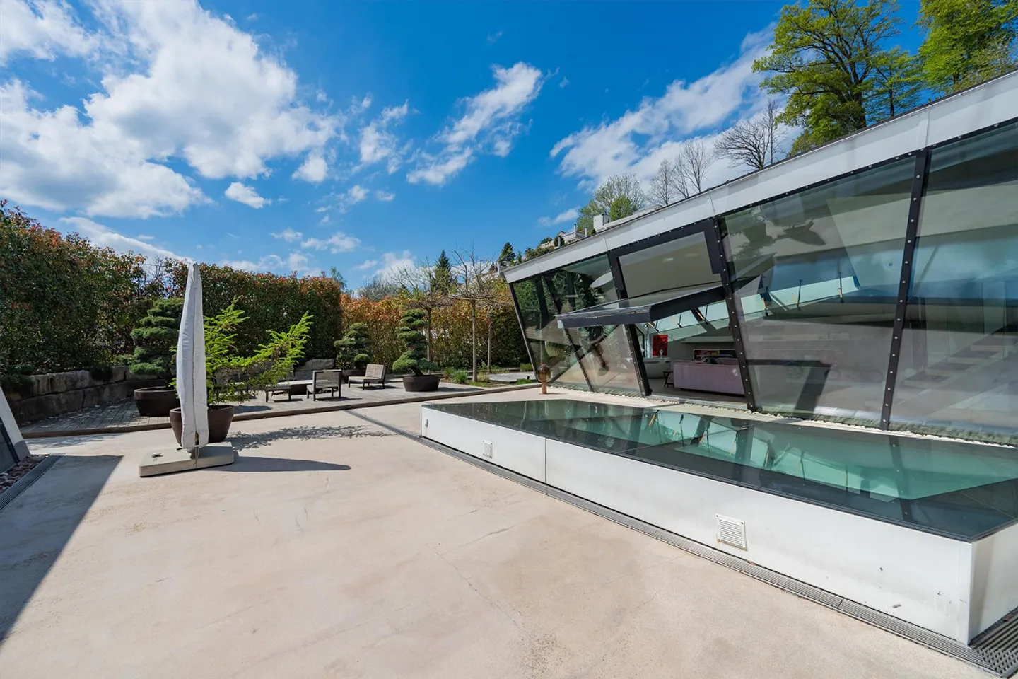 Vivre dans une villa architecte exceptionnelle - Photo 4 sur 6