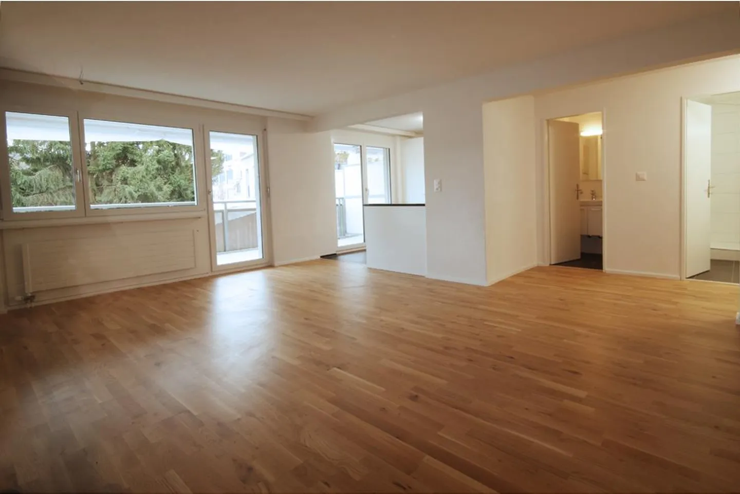 Modernes 2.5 Zimmer Attique - Foto 4 von 11