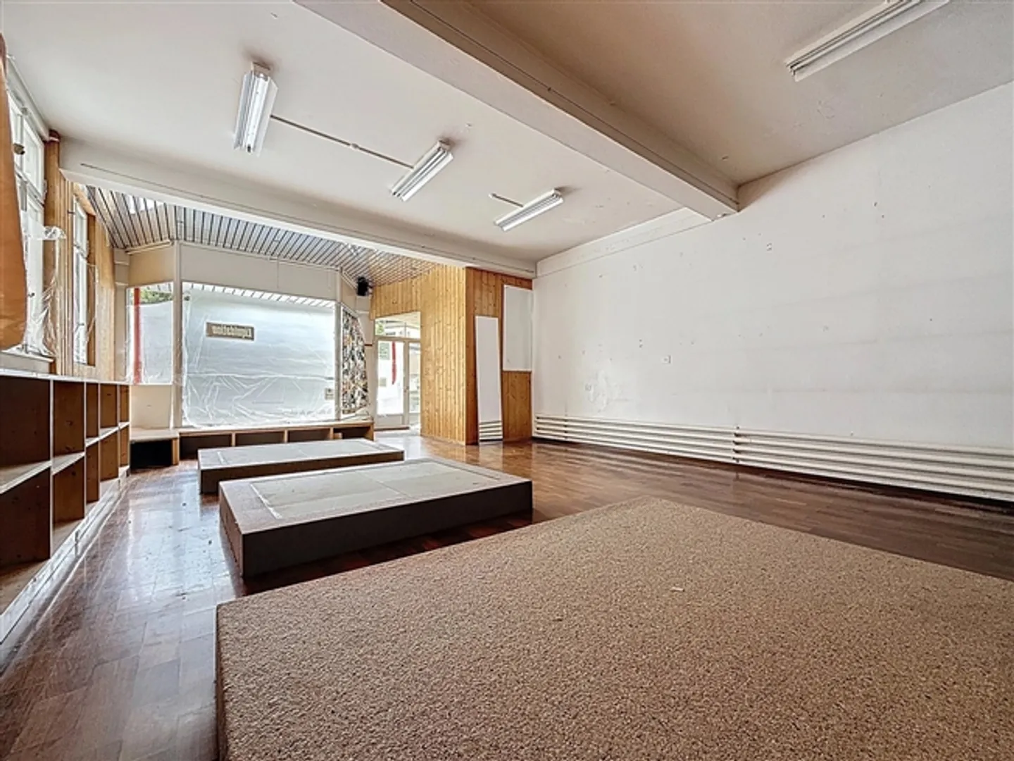 For Rent - Modular Office Spaces of More than 315 m² in Sierre - Photo 6 of 18