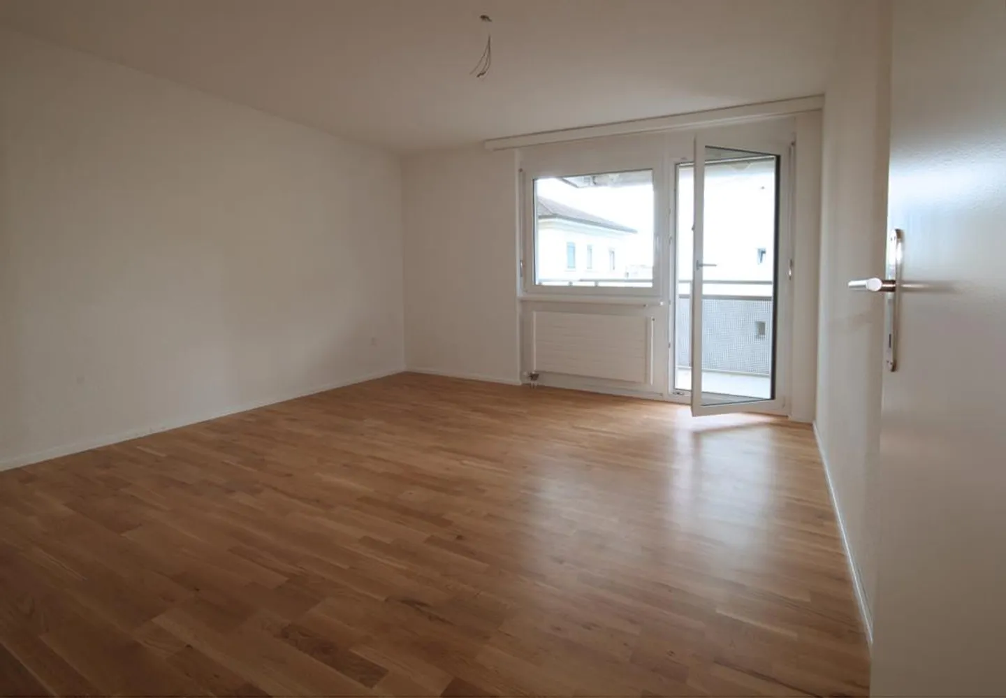 Modernes 2.5 Zimmer Attique - Foto 8 von 11