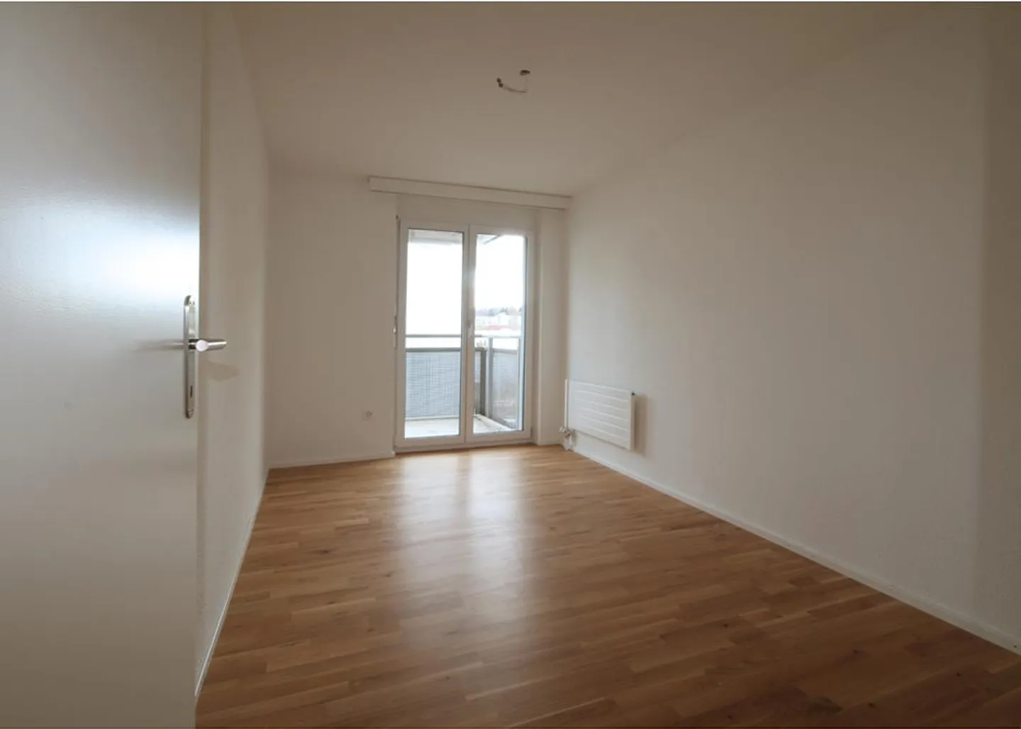 Modernes 2.5 Zimmer Attique - Foto 10 von 11