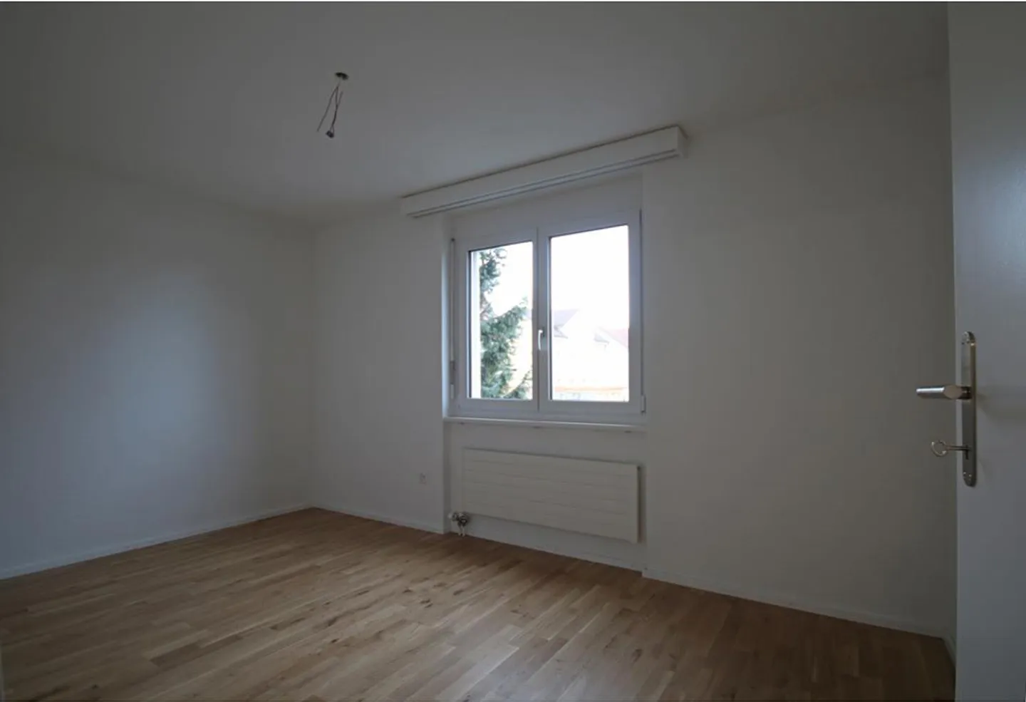 Modernes 2.5 Zimmer Attique - Foto 9 von 11
