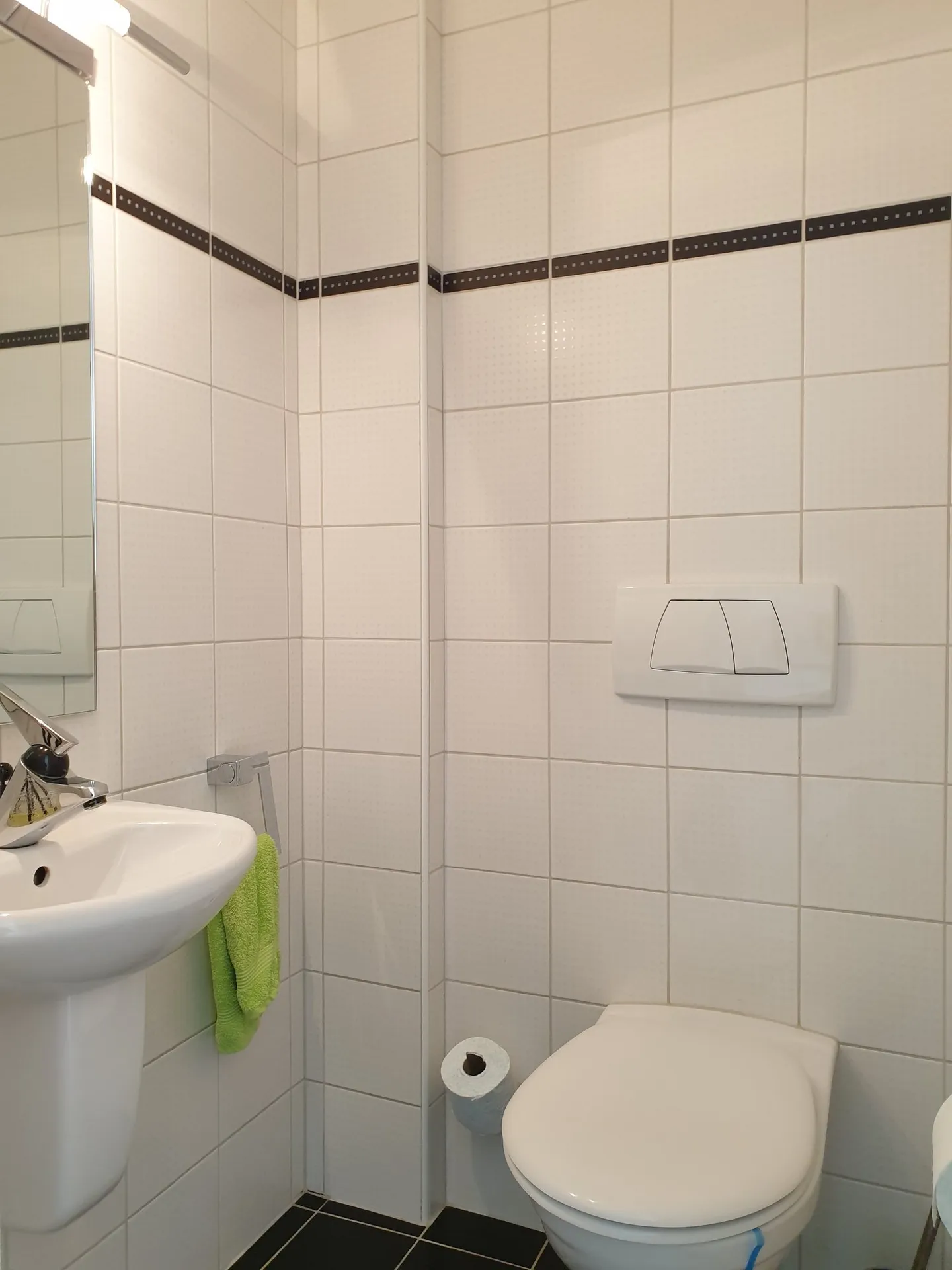 Quiet residential oasis for your family in the preferred Hofmatt district - Photo 7 of 19