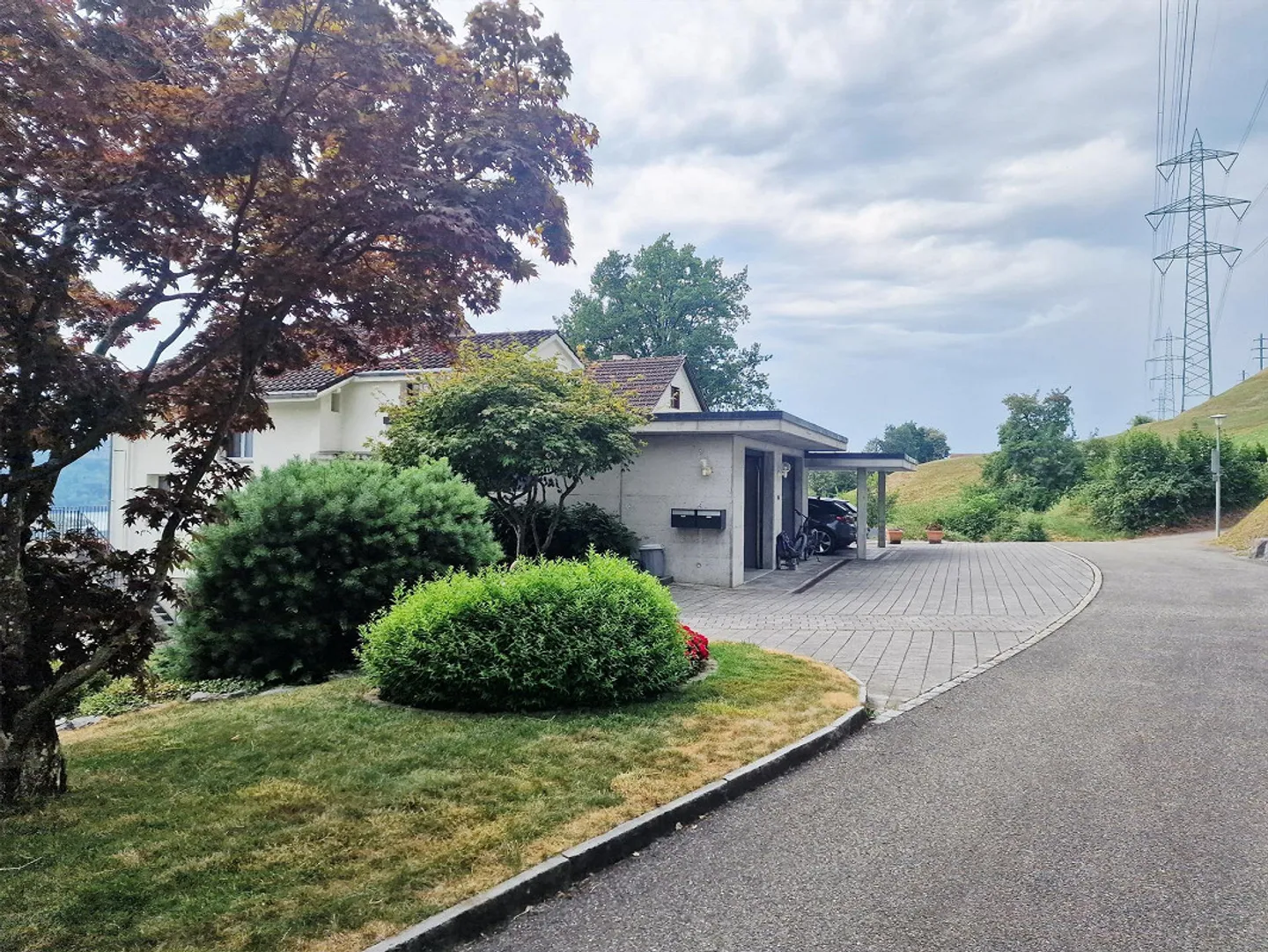 5.5 Room House in the Most Beautiful Location with Lake and Mountain View - Photo 3 of 26