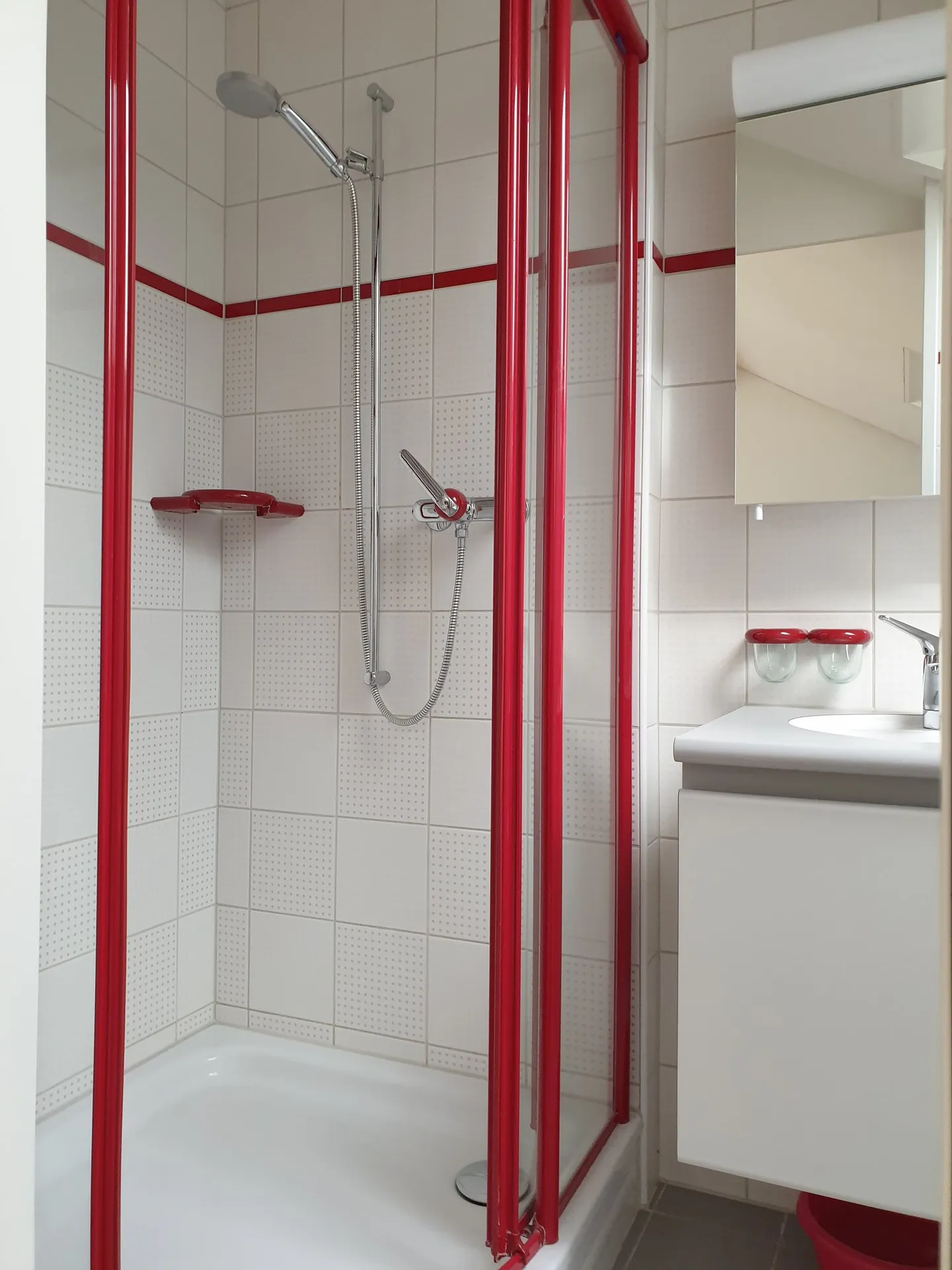 Quiet residential oasis for your family in the preferred Hofmatt district - Photo 17 of 19