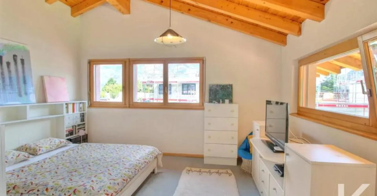 Charmante Villa mit schönem Außenbereich - Foto 6 von 13
