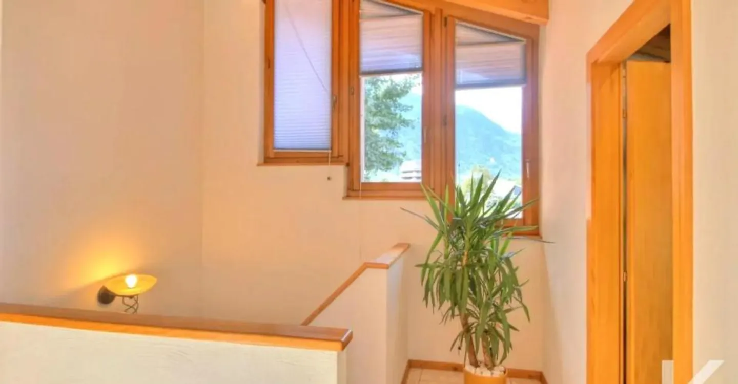Charmante Villa mit schönem Außenbereich - Foto 10 von 13