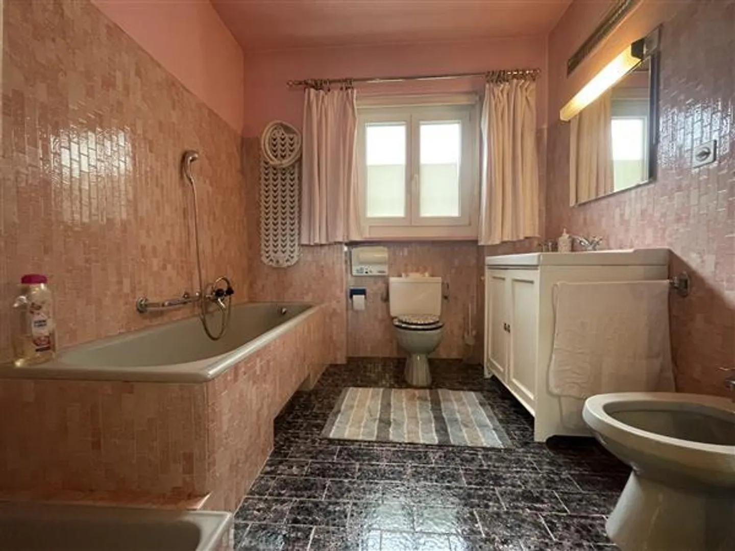 Davesco-Soragno: Casa con 8,5 stanze - Foto 8 di 13