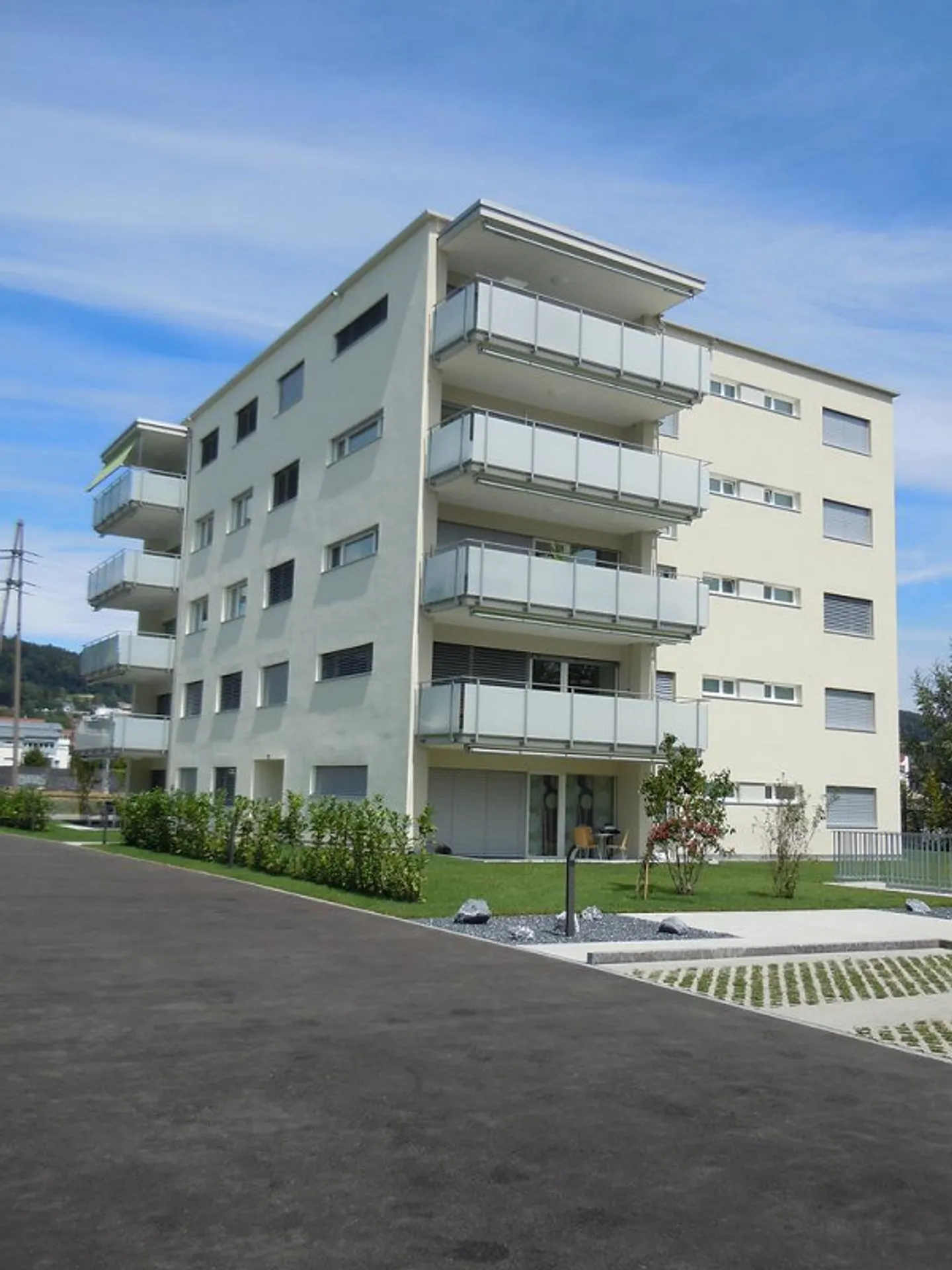 Modern Apartment in the Green - Photo 1 of 7
