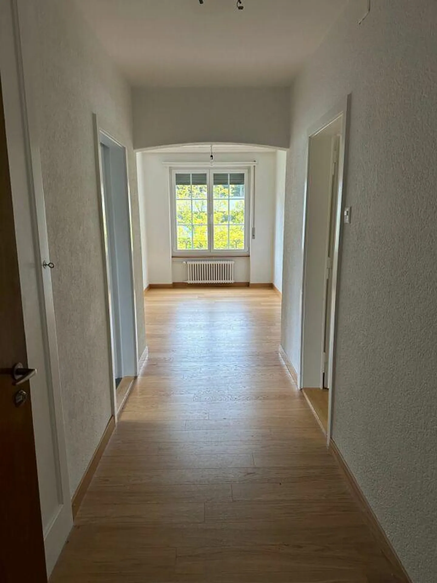 Charmante 3.5 Zimmer Wohnung - Foto 2 von 7