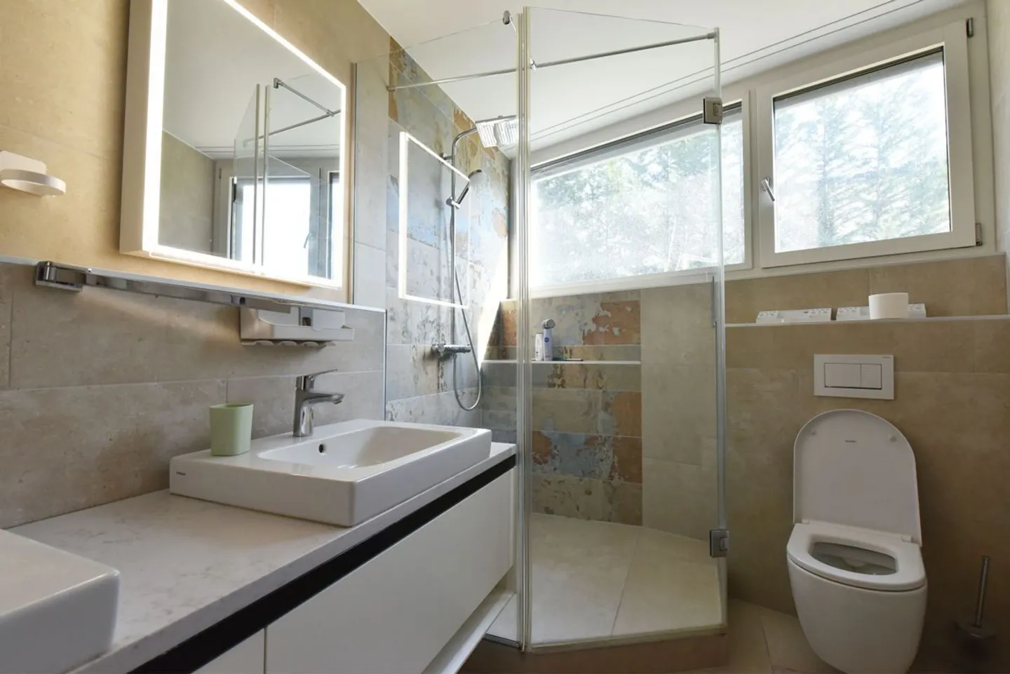 Exceptional Californian-style villa with unobstructed view - Photo 7 of 8