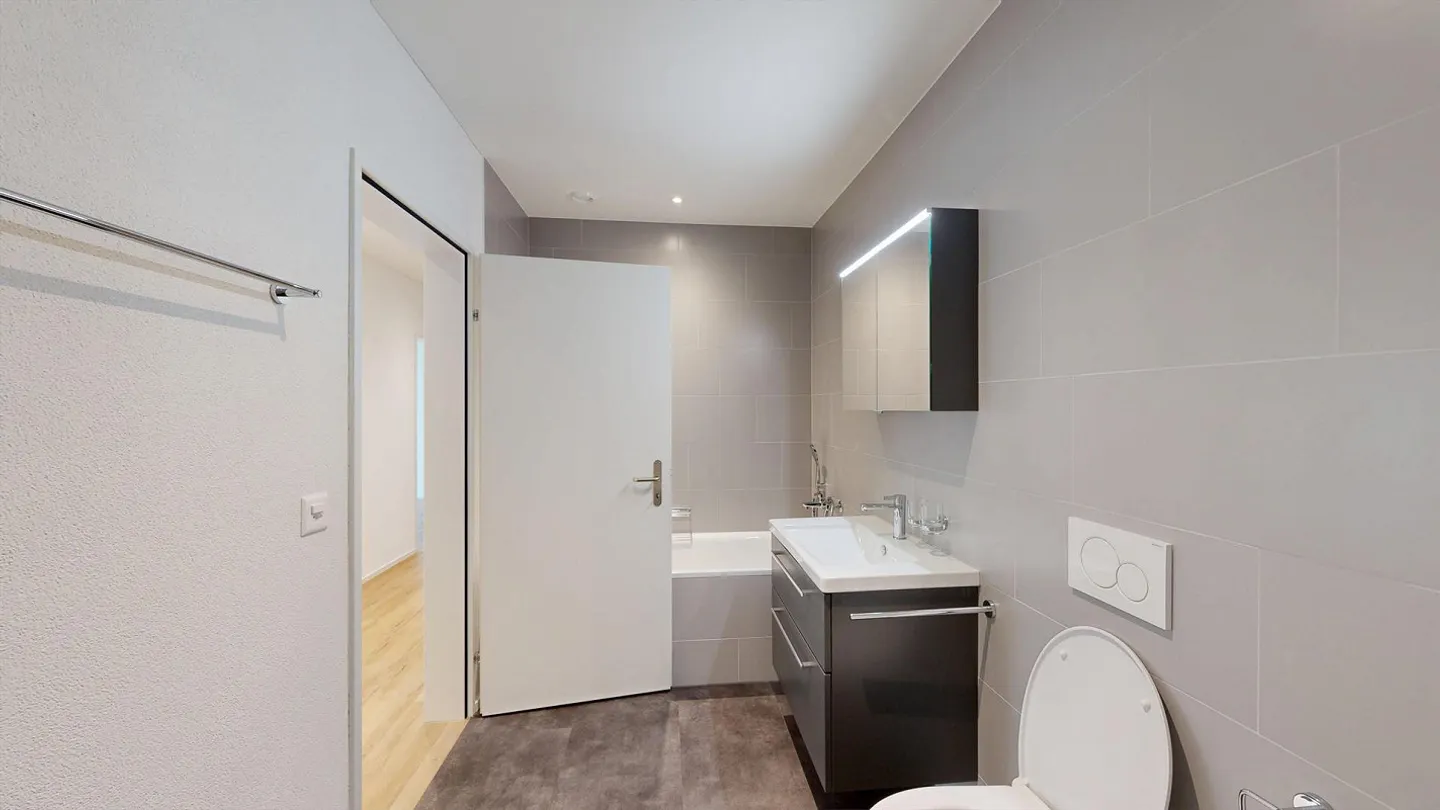 Exklusives Apartment mit Balkonen - Foto 7 von 10