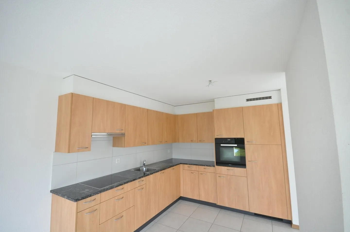 Magnifica appartamento di 3,5 stanze al 1° piano - Foto 2 di 6