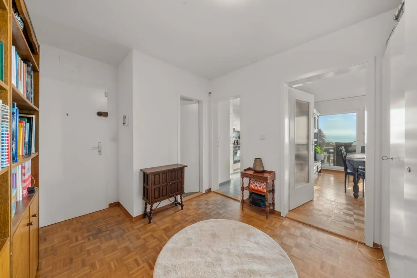 Penthouse with a view of the gates of Vevey - Photo 5 of 9