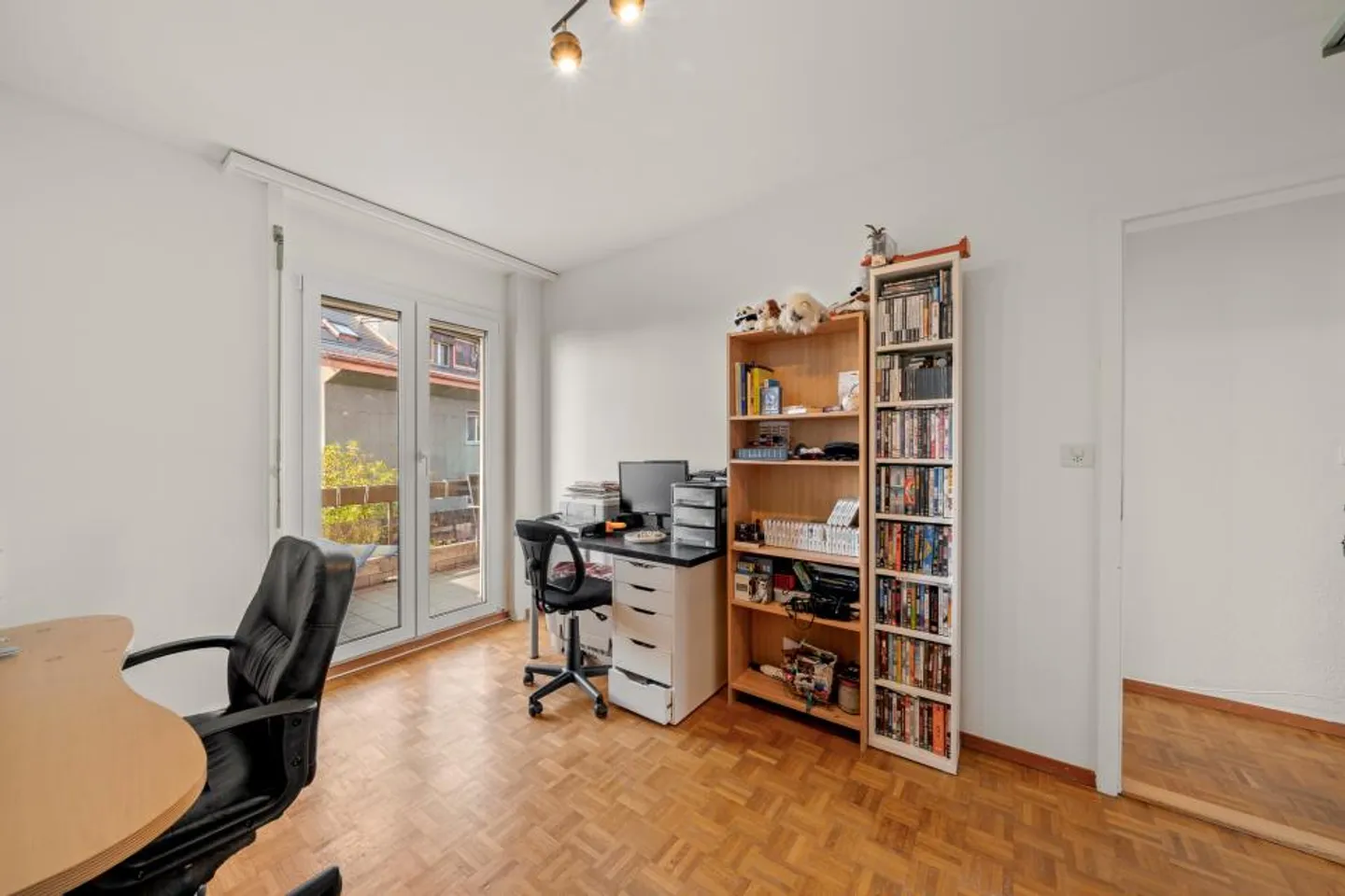 Penthouse with a view of the gates of Vevey - Photo 6 of 9