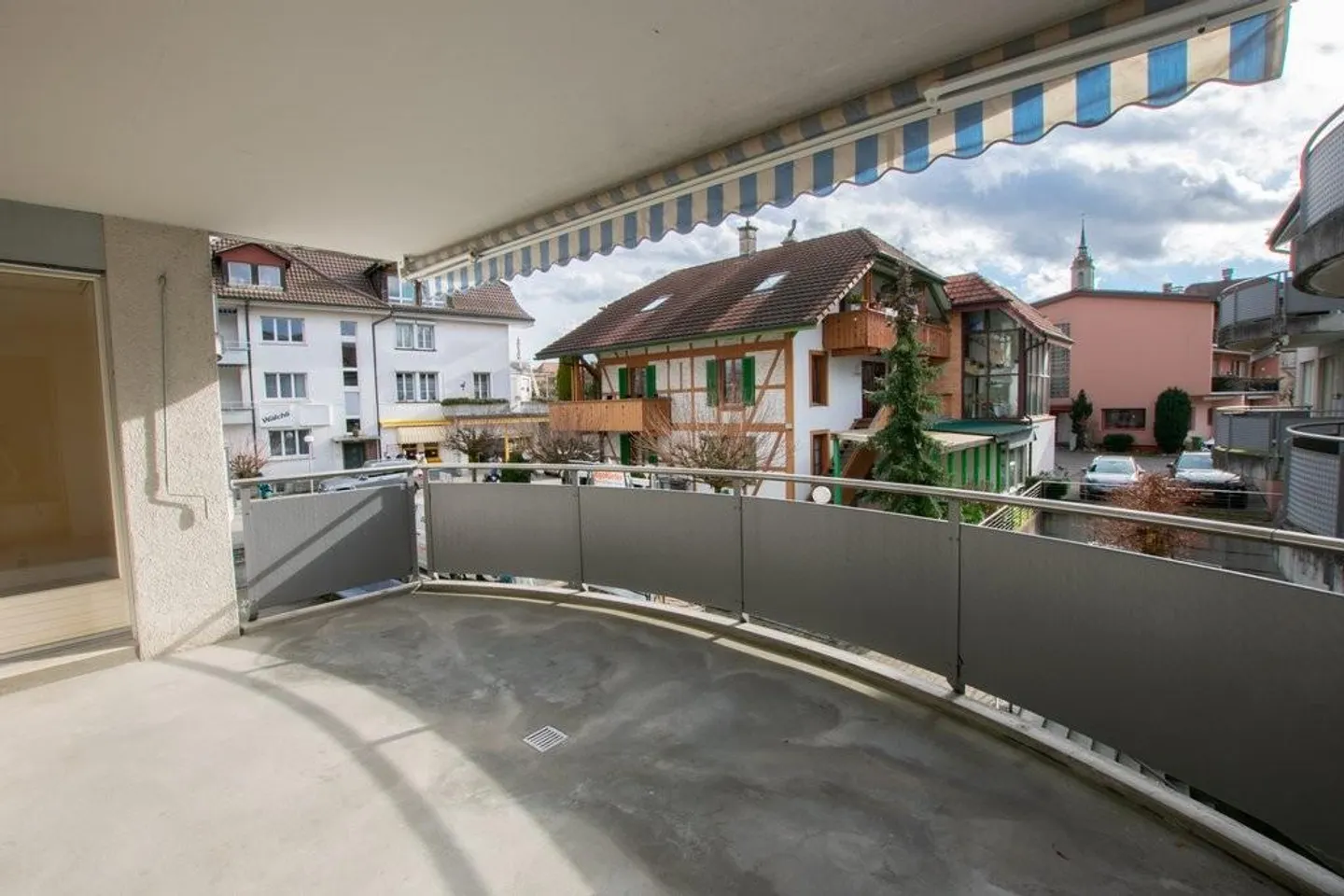 Appartement 4.5 pièces au cœur de Kirchberg à louer ! - Photo 10 sur 12