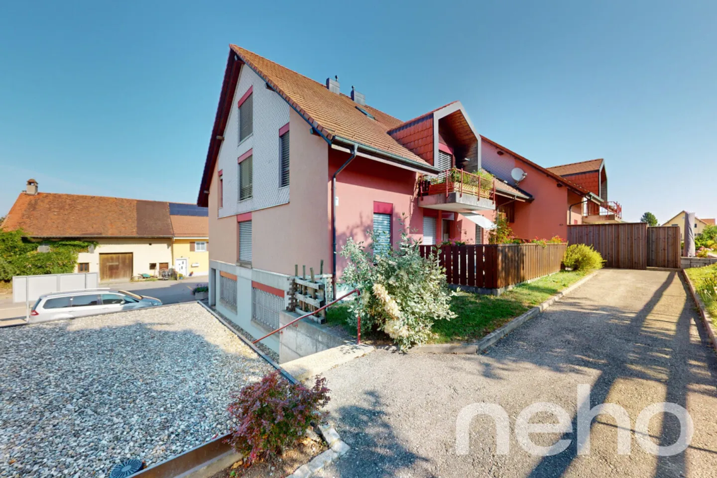 A bright duplex in a quality family condominium - Photo 5 of 13