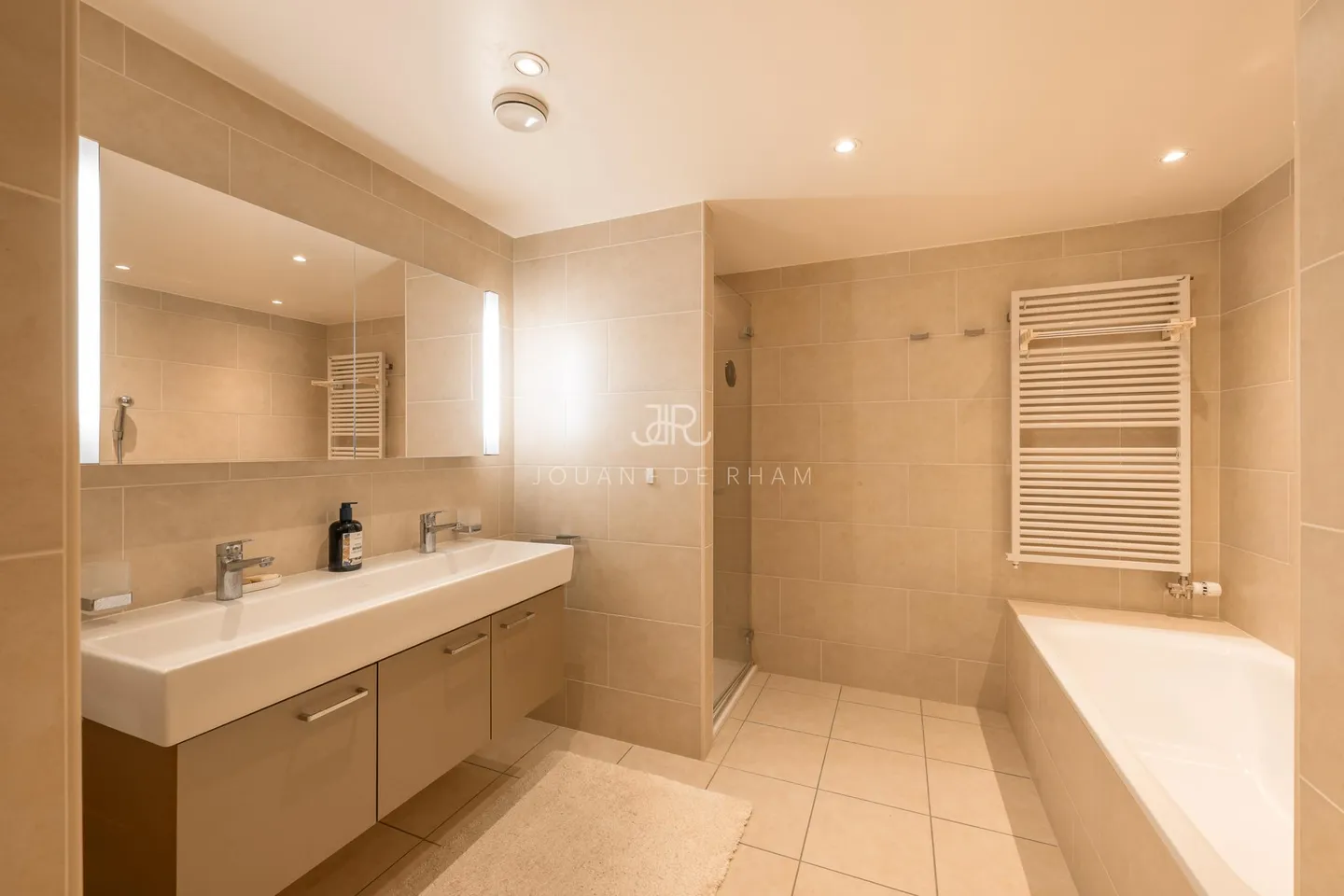 Casa Ristrutturata con Vista Lago - Foto 6 di 7