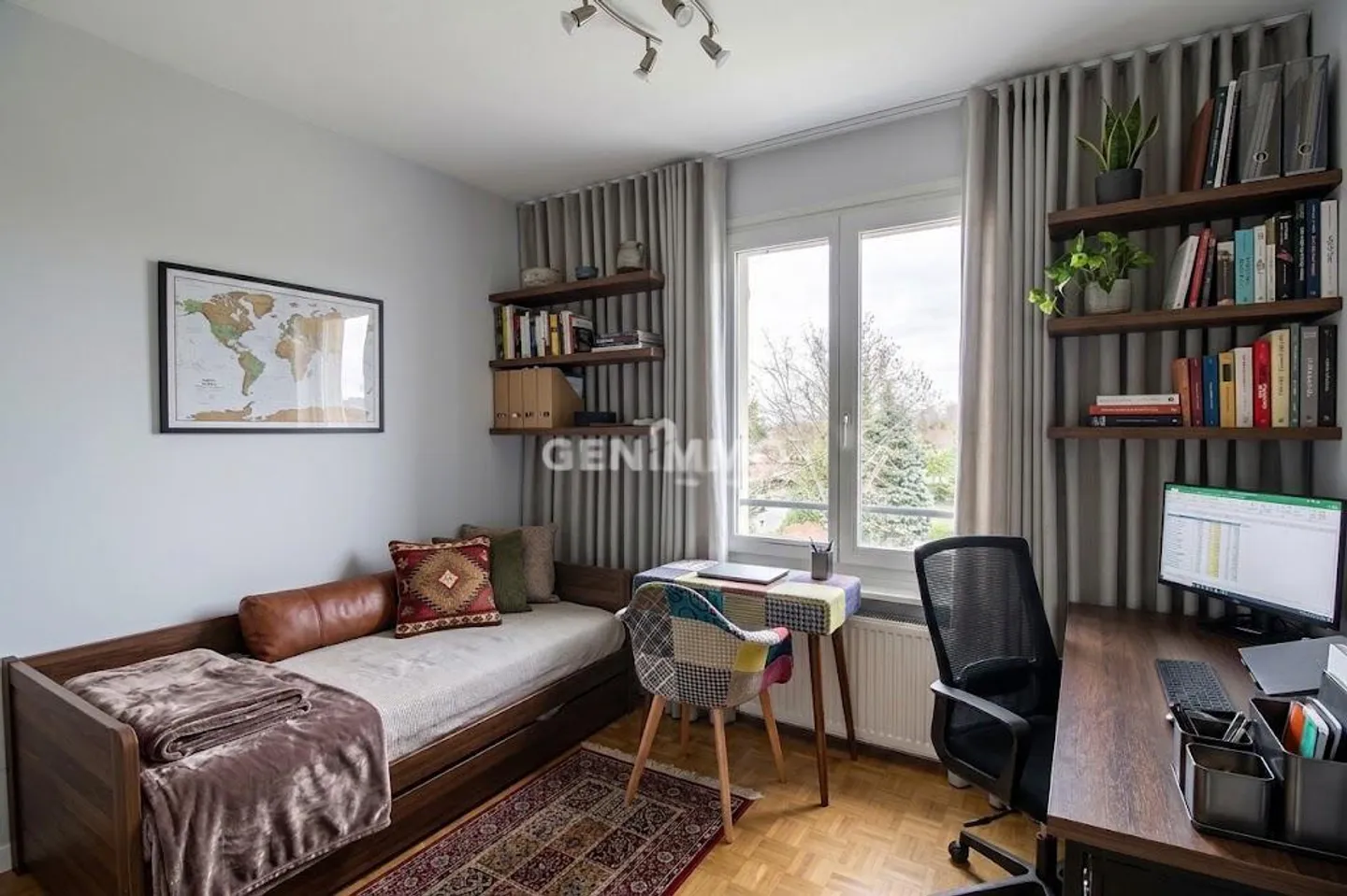 Bright Apartment with Lake View - Photo 7 of 7