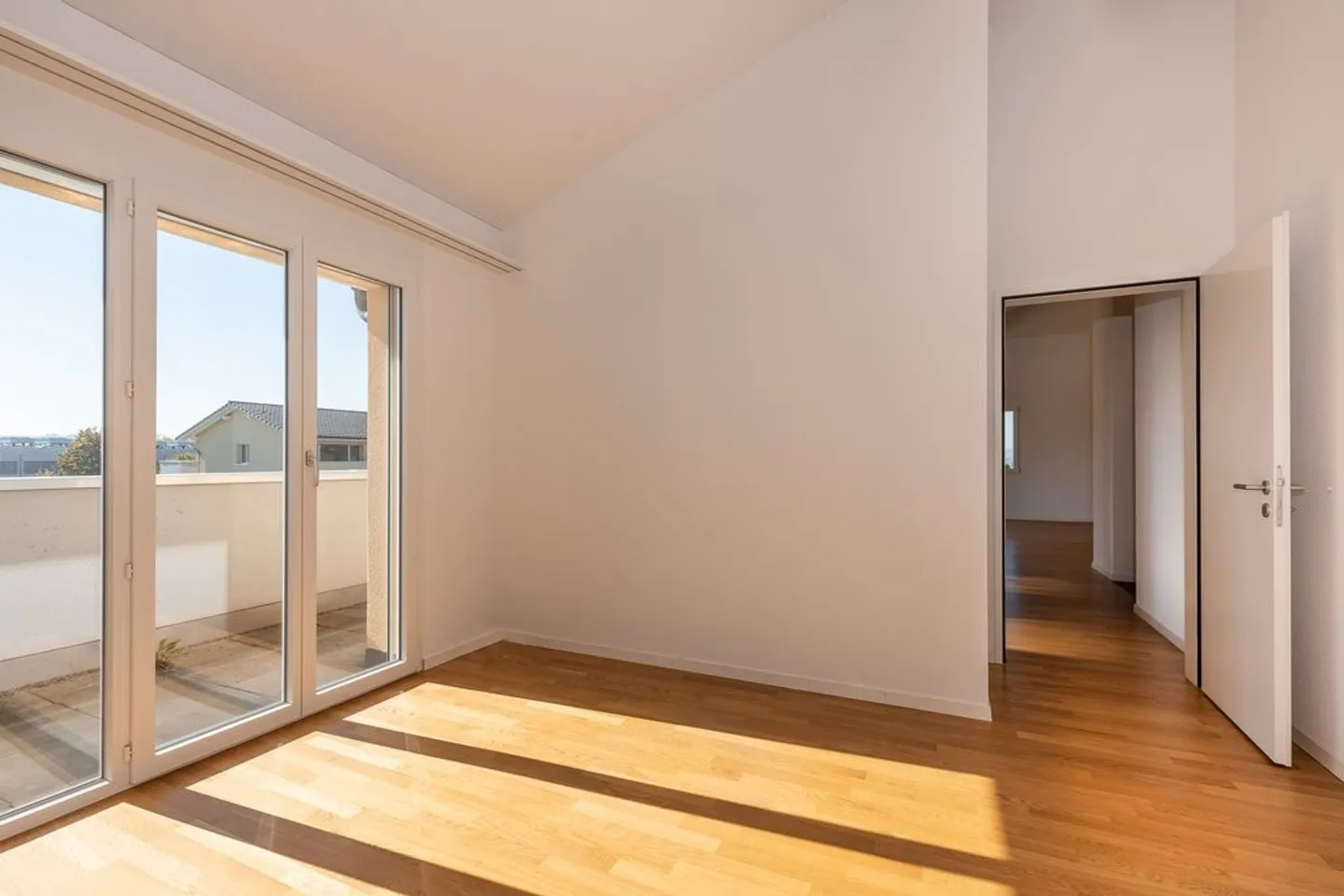 Vivere in una posizione tranquilla - Buono per il trasloco incluso - Foto 3 di 8