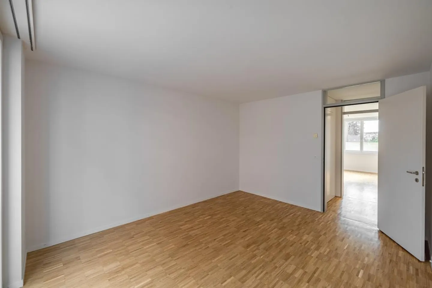 Central Living at the Färbi Site! - Photo 7 of 12
