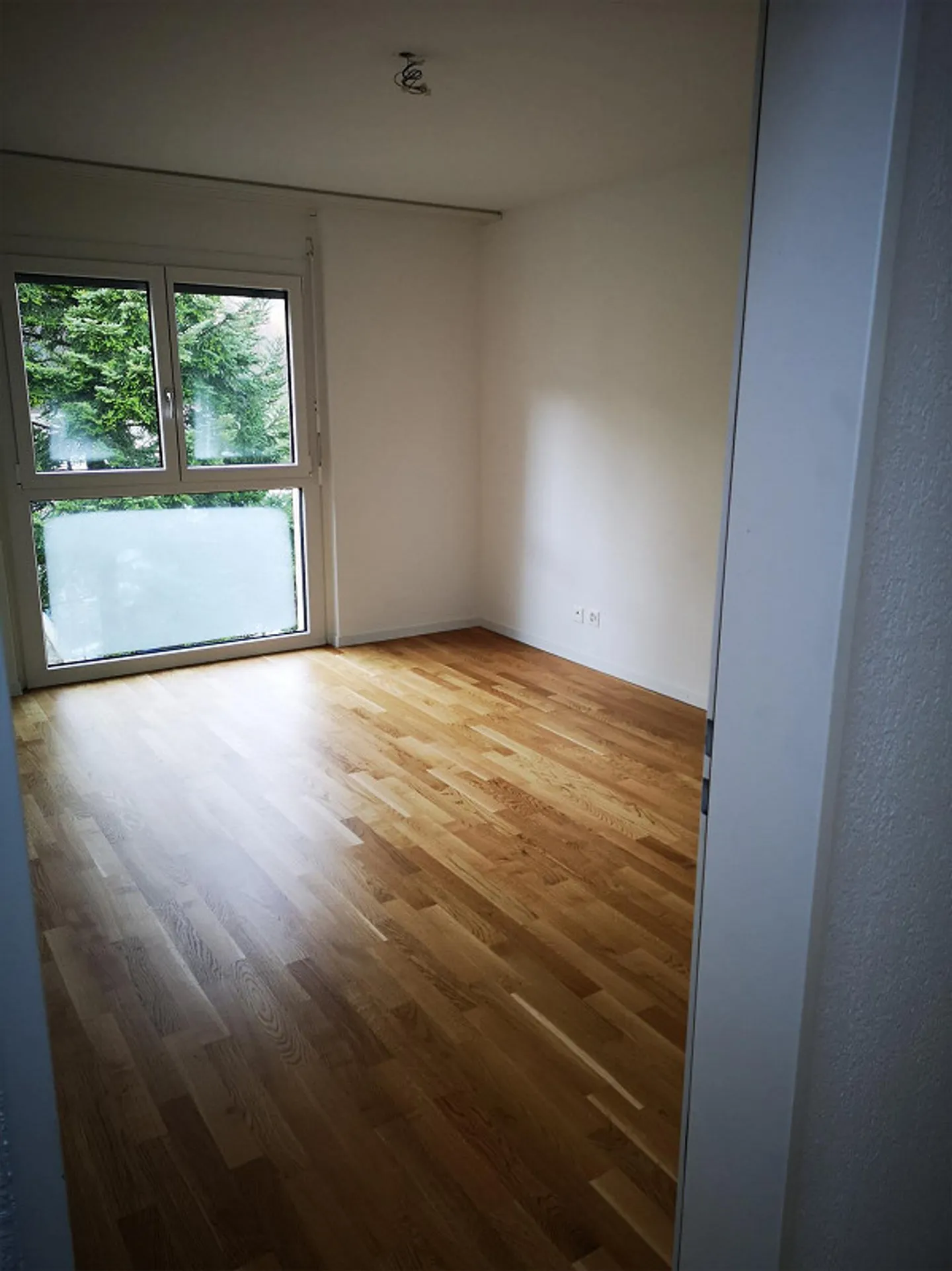 4.5 Room Beautiful Apartment in Schönbühl! - Photo 5 of 5