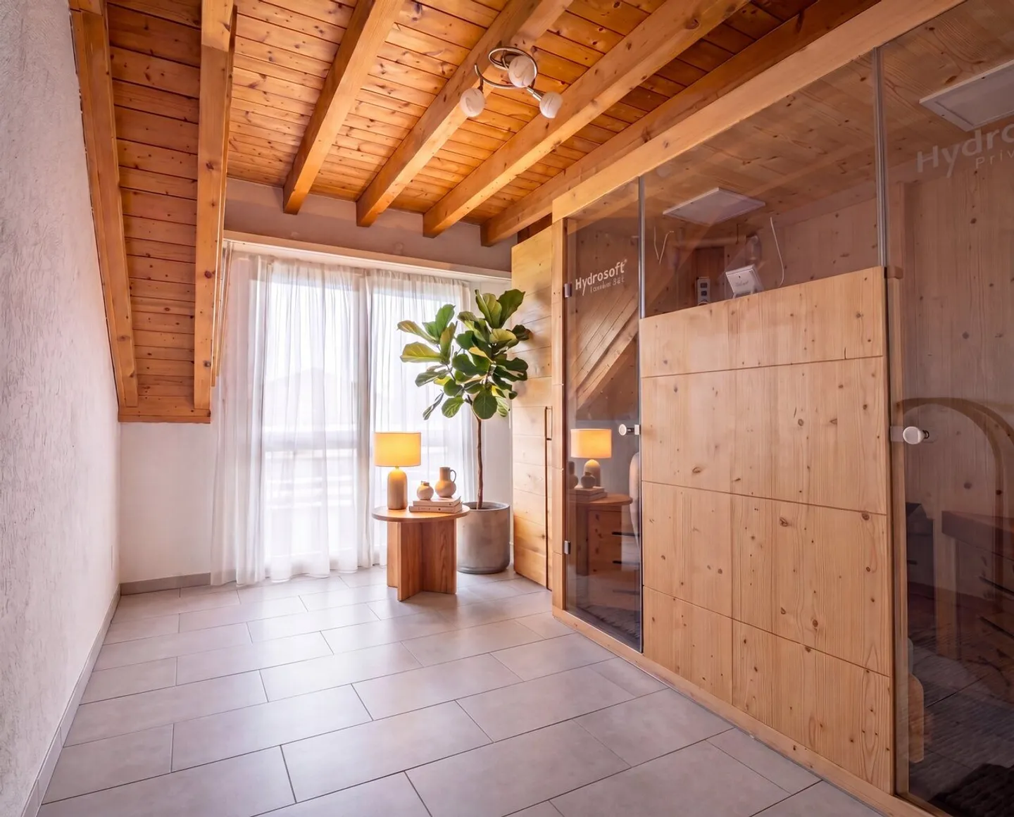 Charming Attic Apartment - Photo 4 of 17