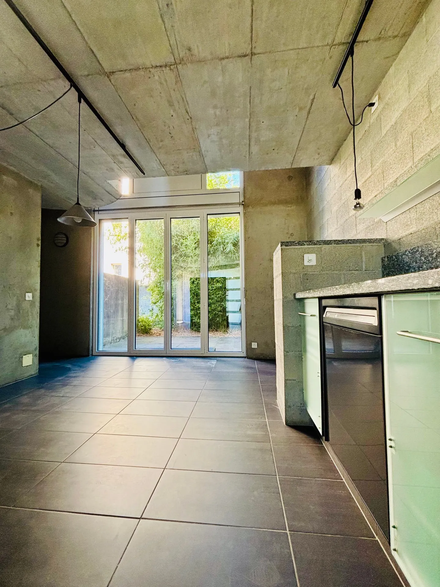 Unique Living Studios in Camorino – New Price! - Photo 3 of 11