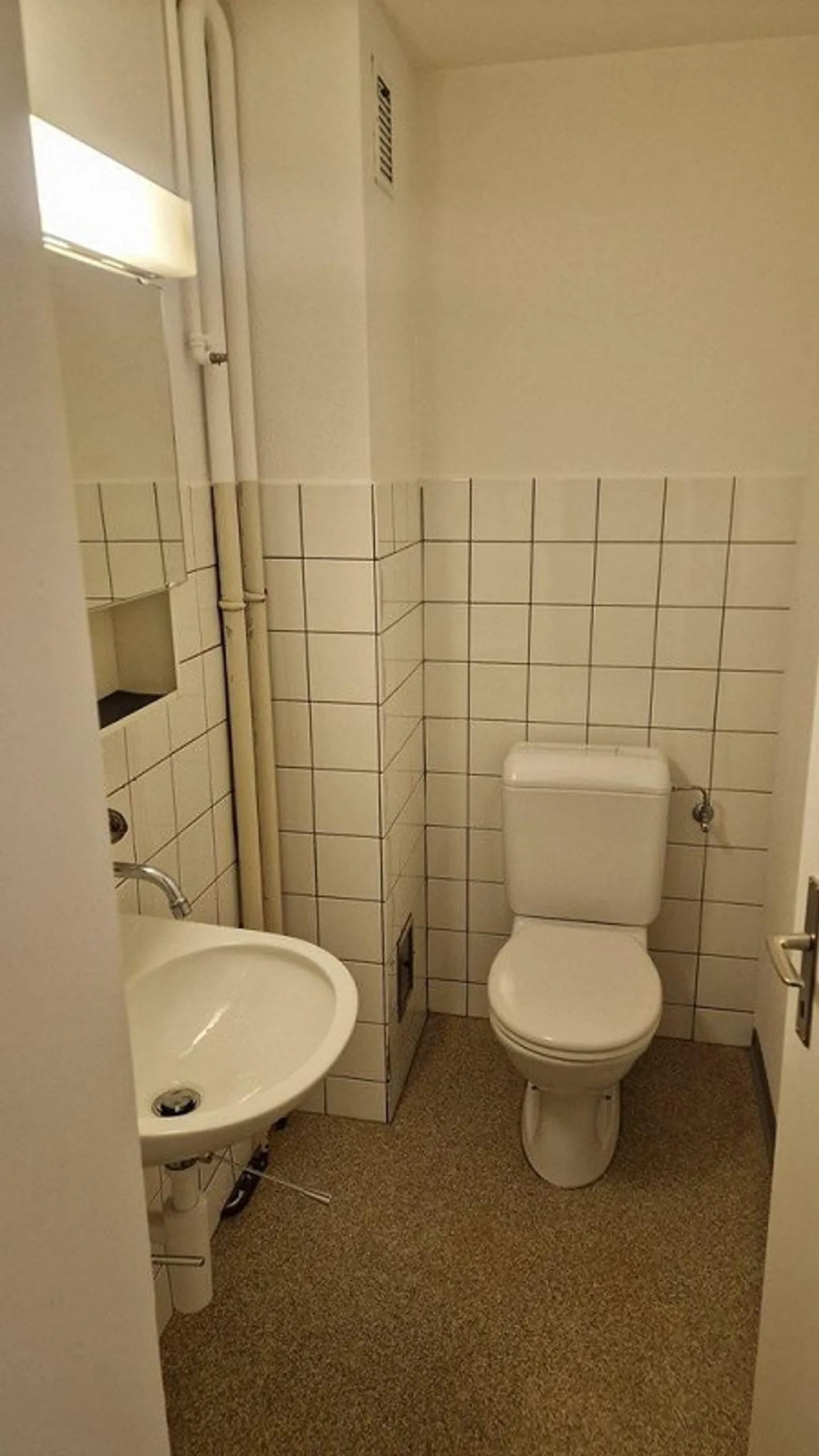 Practical, charming office for rent at Friedheimweg 15 in Bern - Photo 3 of 3