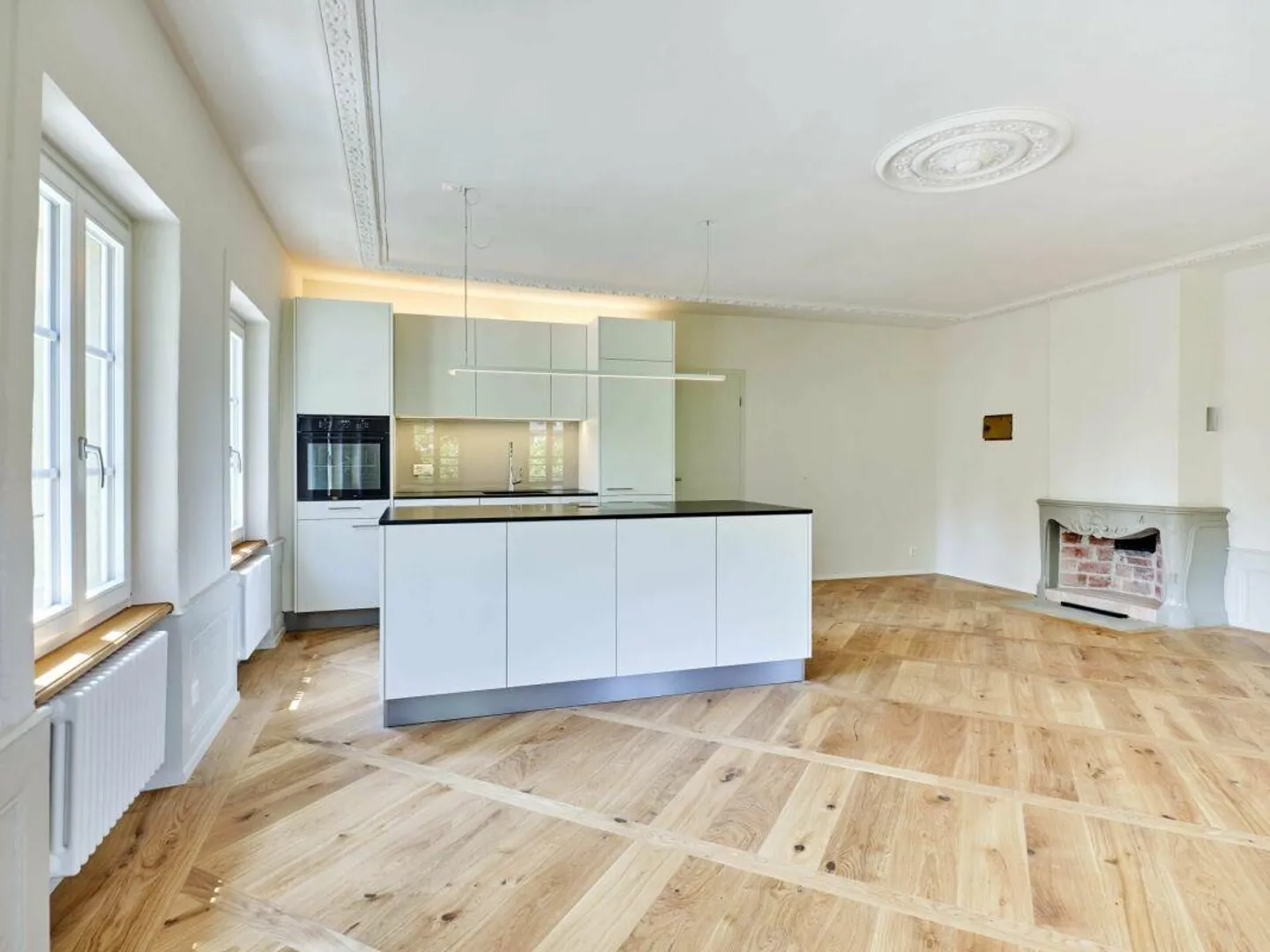 Appartement 4.5 pièces avec beaucoup de cachet - Photo 2 sur 8