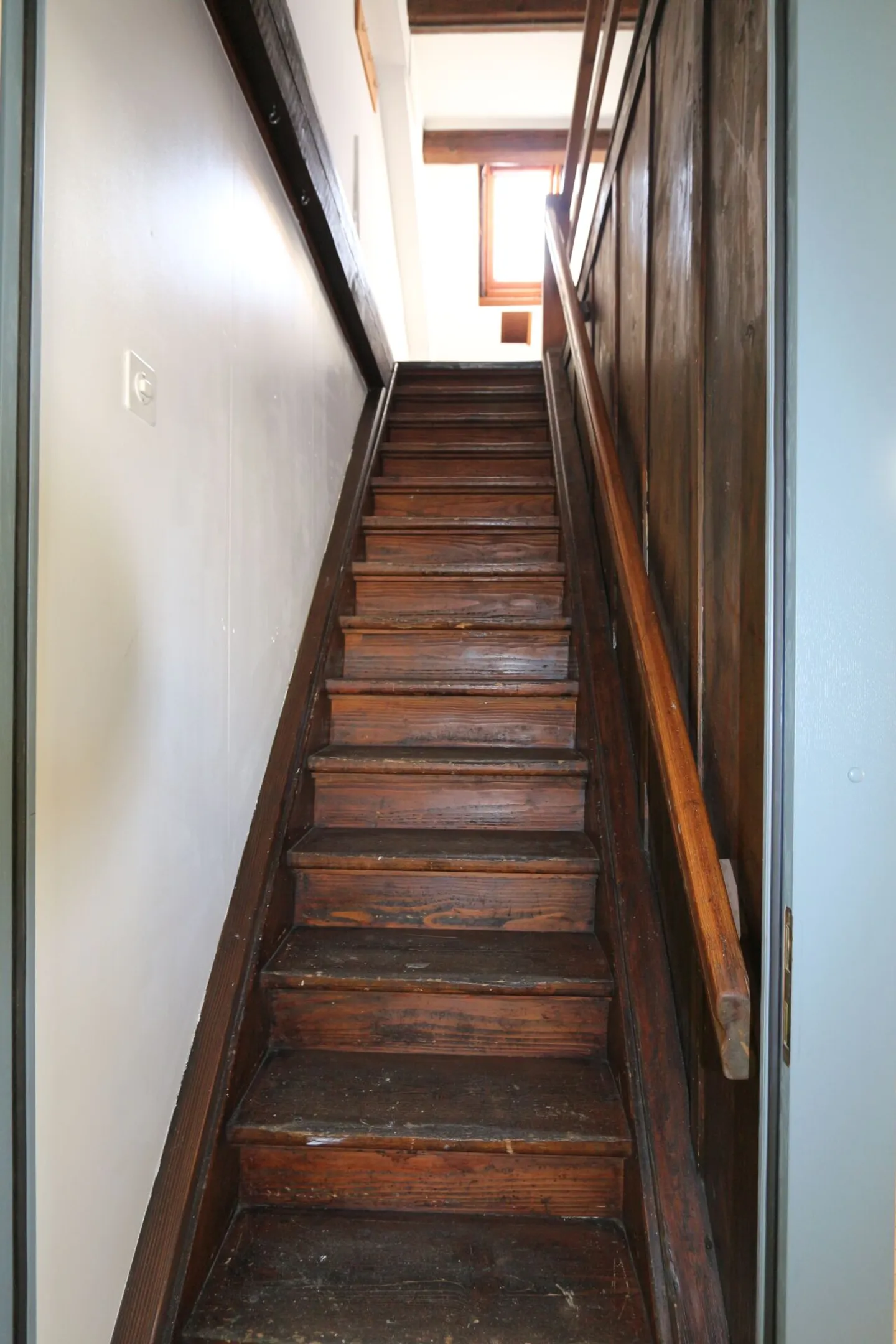 Casa familiare di 4,5 stanze (edificio antico) - Foto 12 di 16