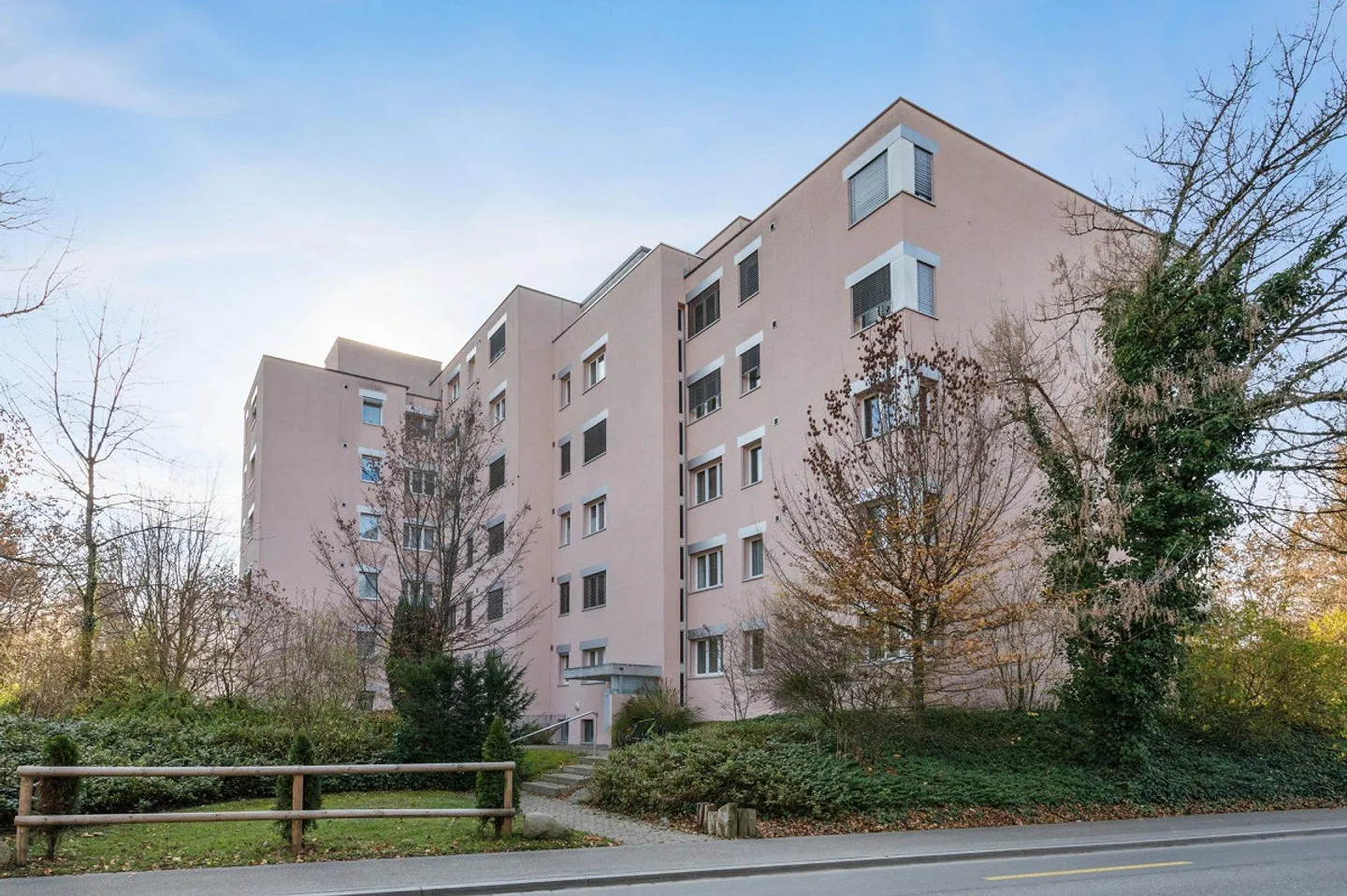 Vivere su 2 piani con balcone e terrazza - Foto 1 di 10