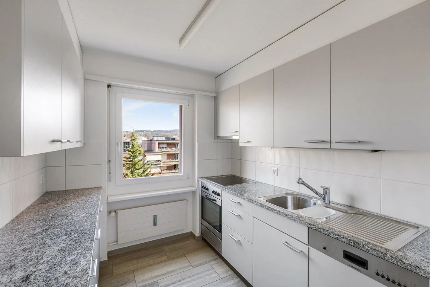 Vivere su 2 piani con balcone e terrazza - Foto 5 di 10
