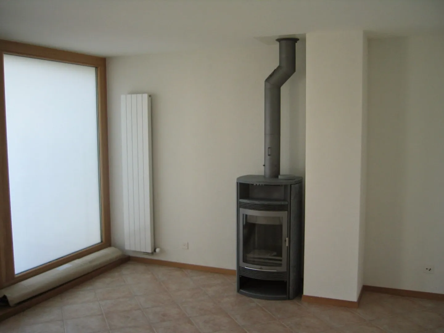 3.5 Room Apartment - Photo 5 of 5