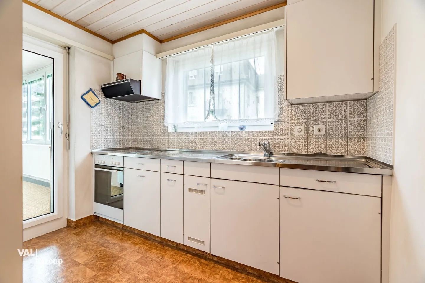 Appartement spacieux de 4,5 pièces dans un emplacement central à Visp - Photo 8 sur 11