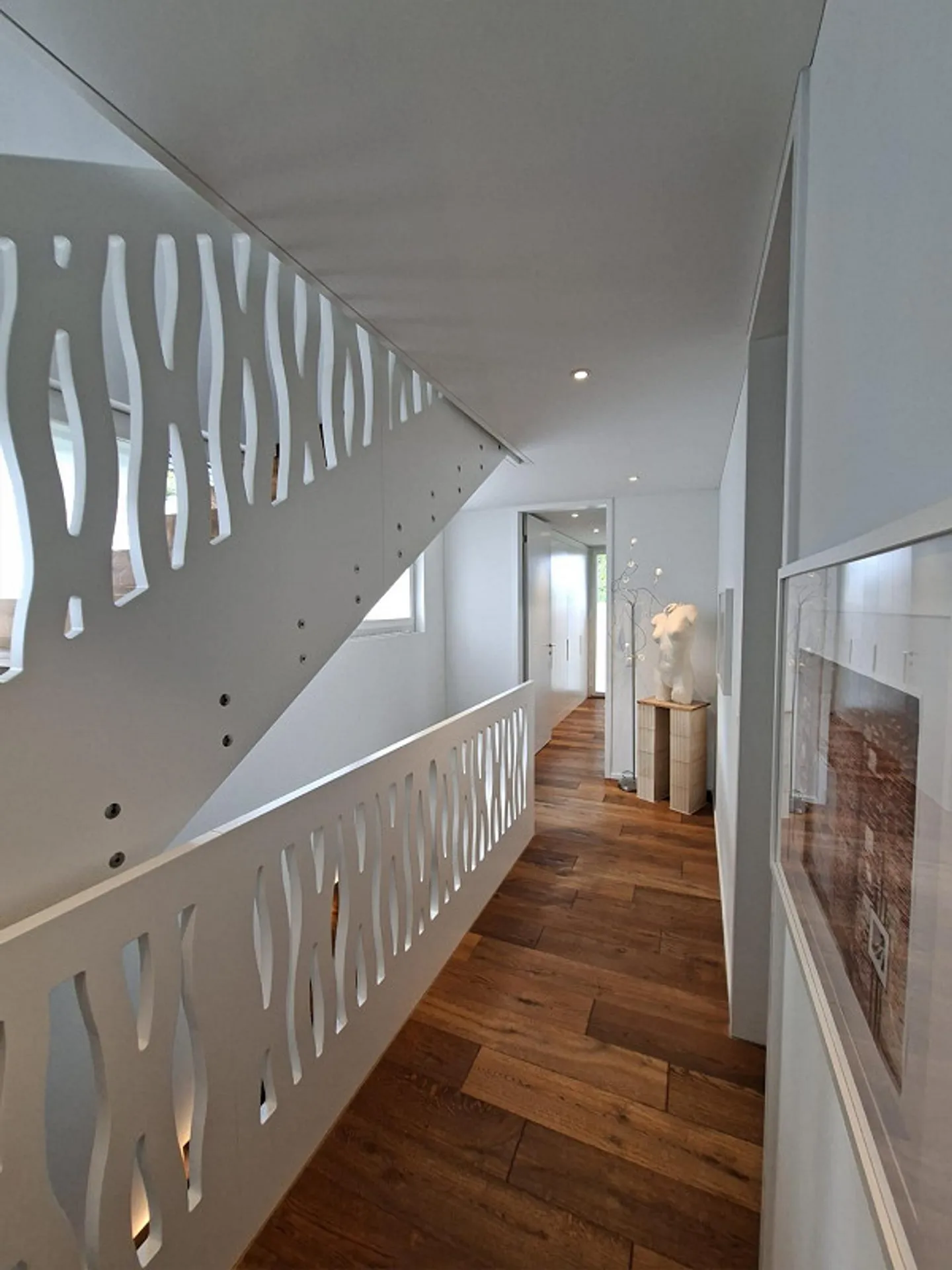 Maison individuelle moderne de 6½ pièces avec vue sur le lac et la montagne - Photo 8 sur 15
