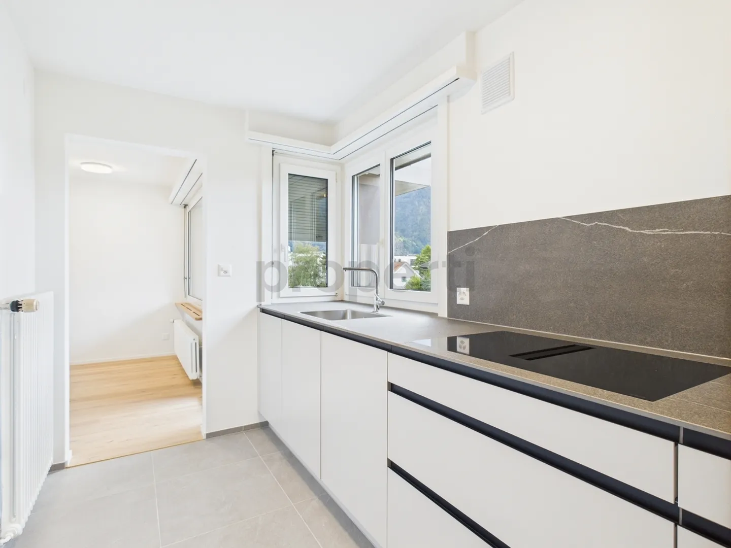 Renovated 5-room apartment in Altdorf, Canton UR - Photo 5 of 12