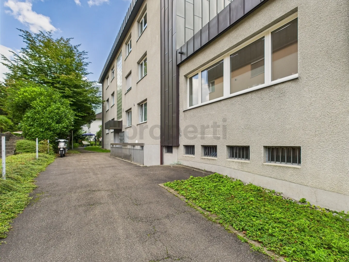 Renovated 5-room apartment in Altdorf, Canton UR - Photo 11 of 12